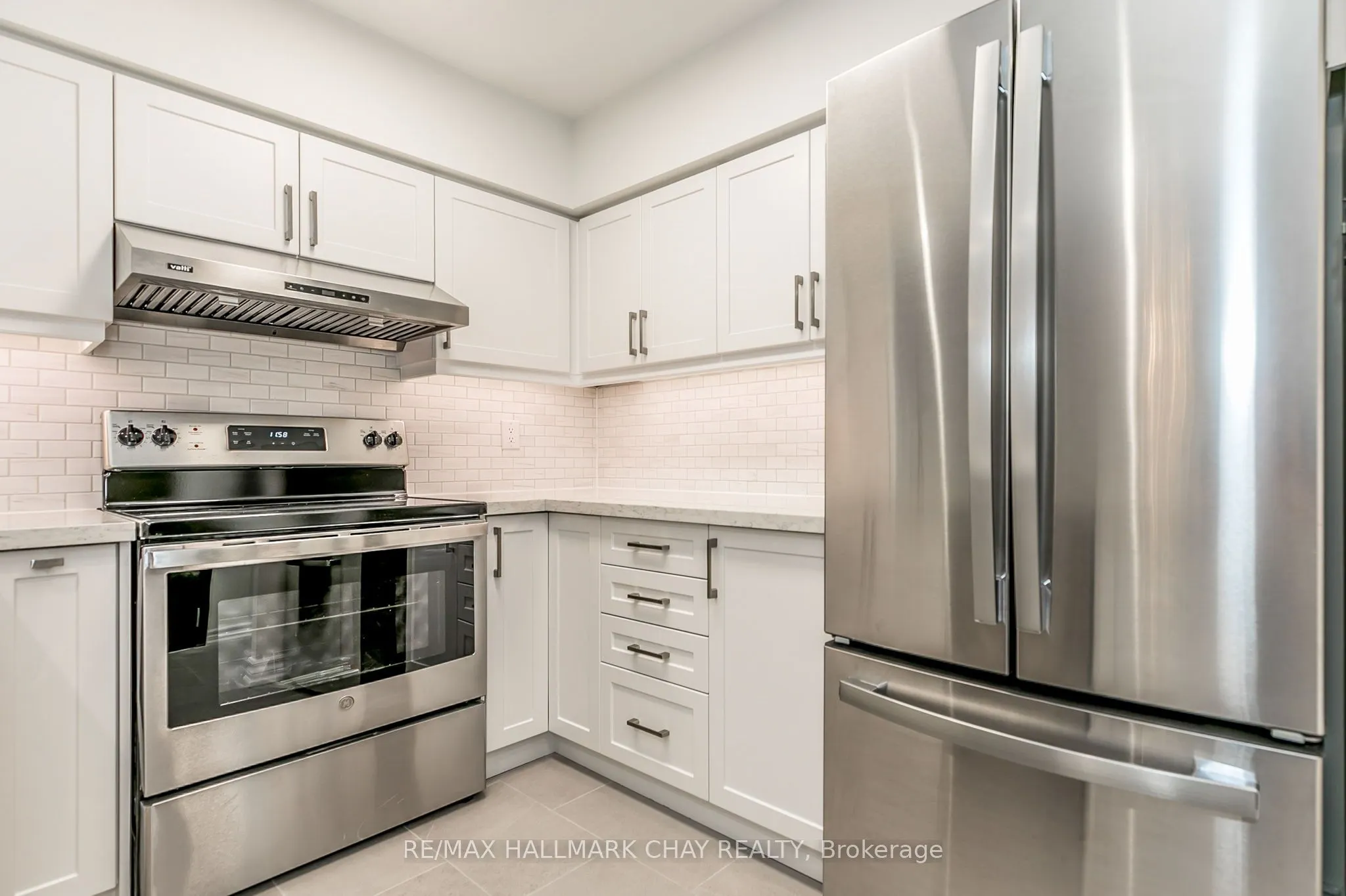 30 Greenfield Avenue, #1101