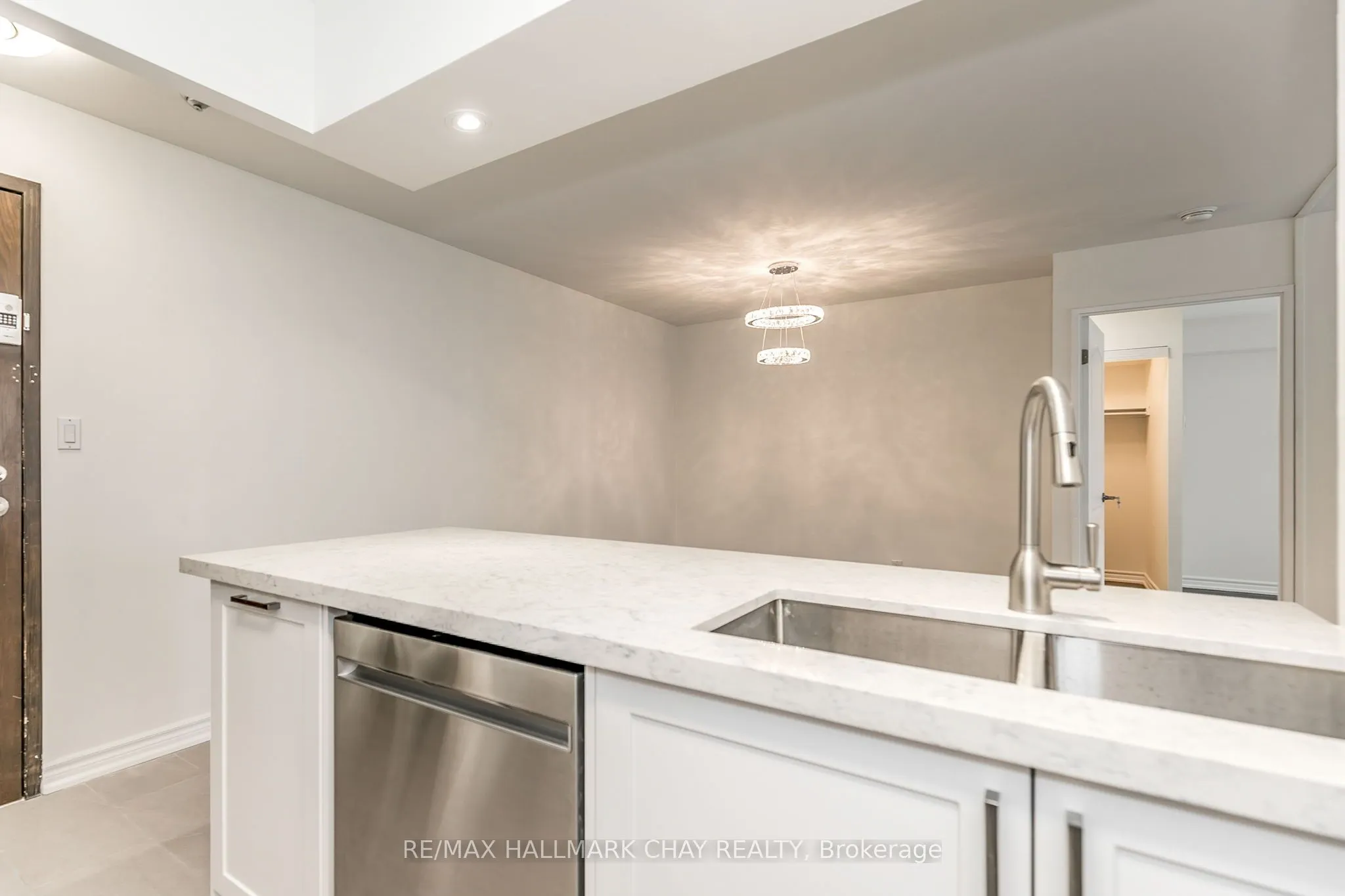 30 Greenfield Avenue, #1101