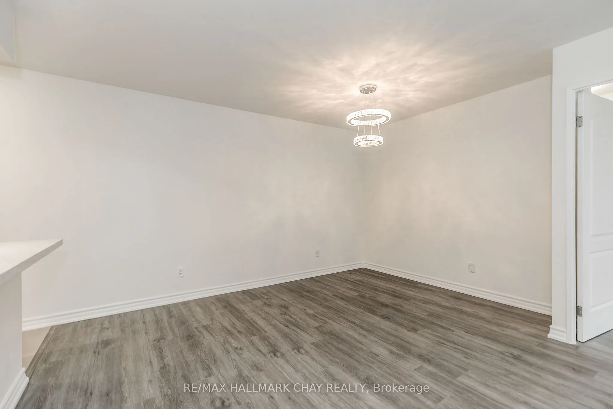 30 Greenfield Avenue, #1101