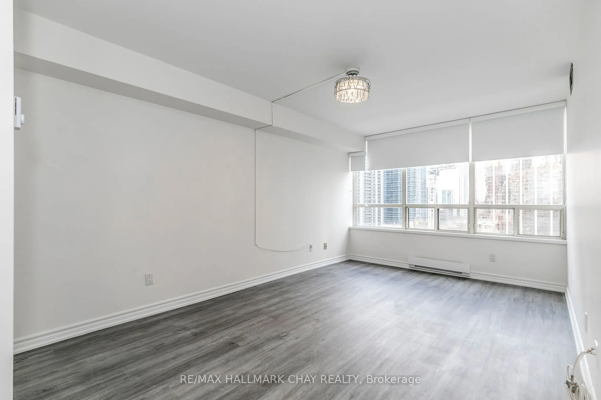 30 Greenfield Avenue, #1101