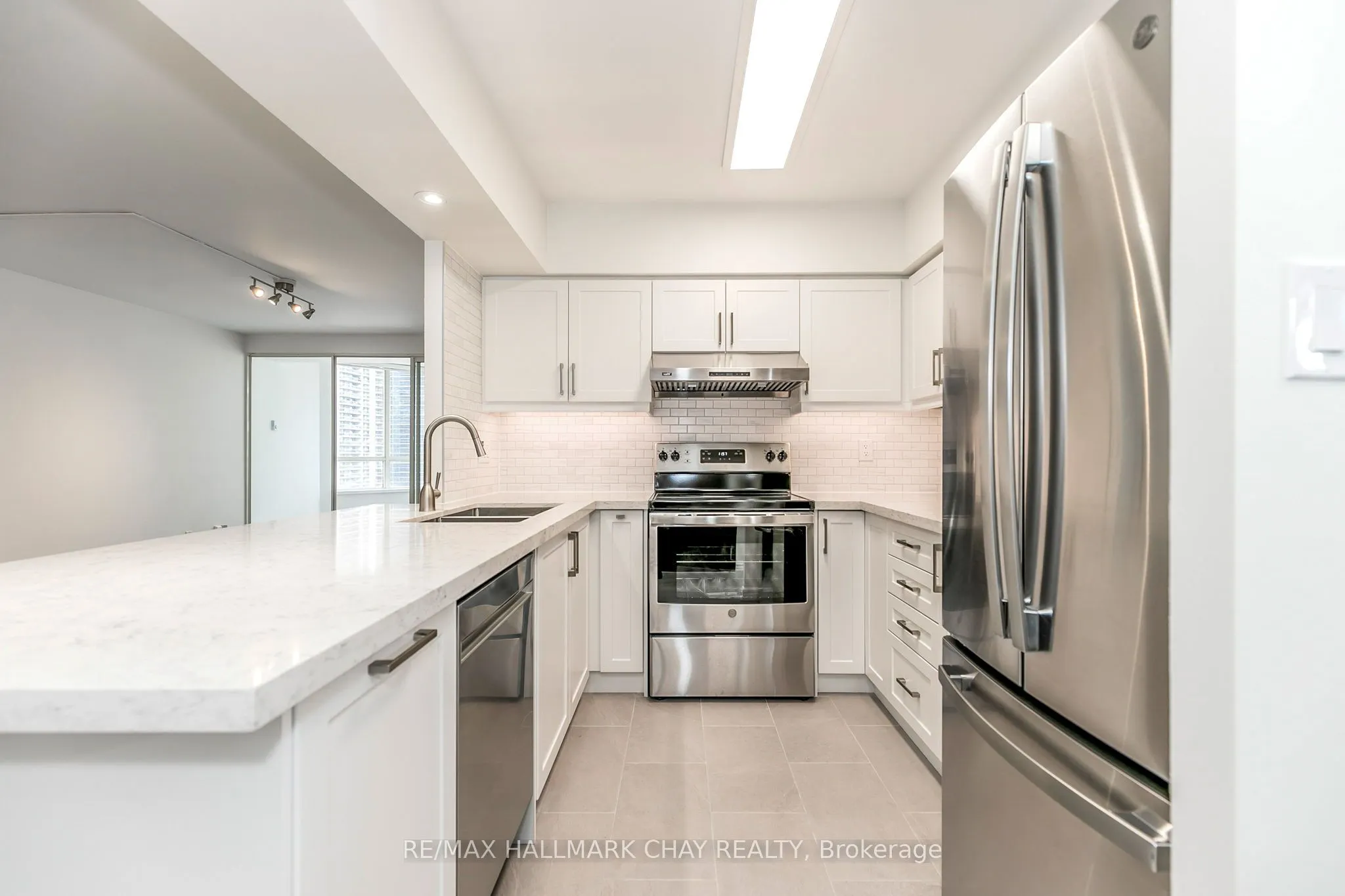 30 Greenfield Avenue, #1101
