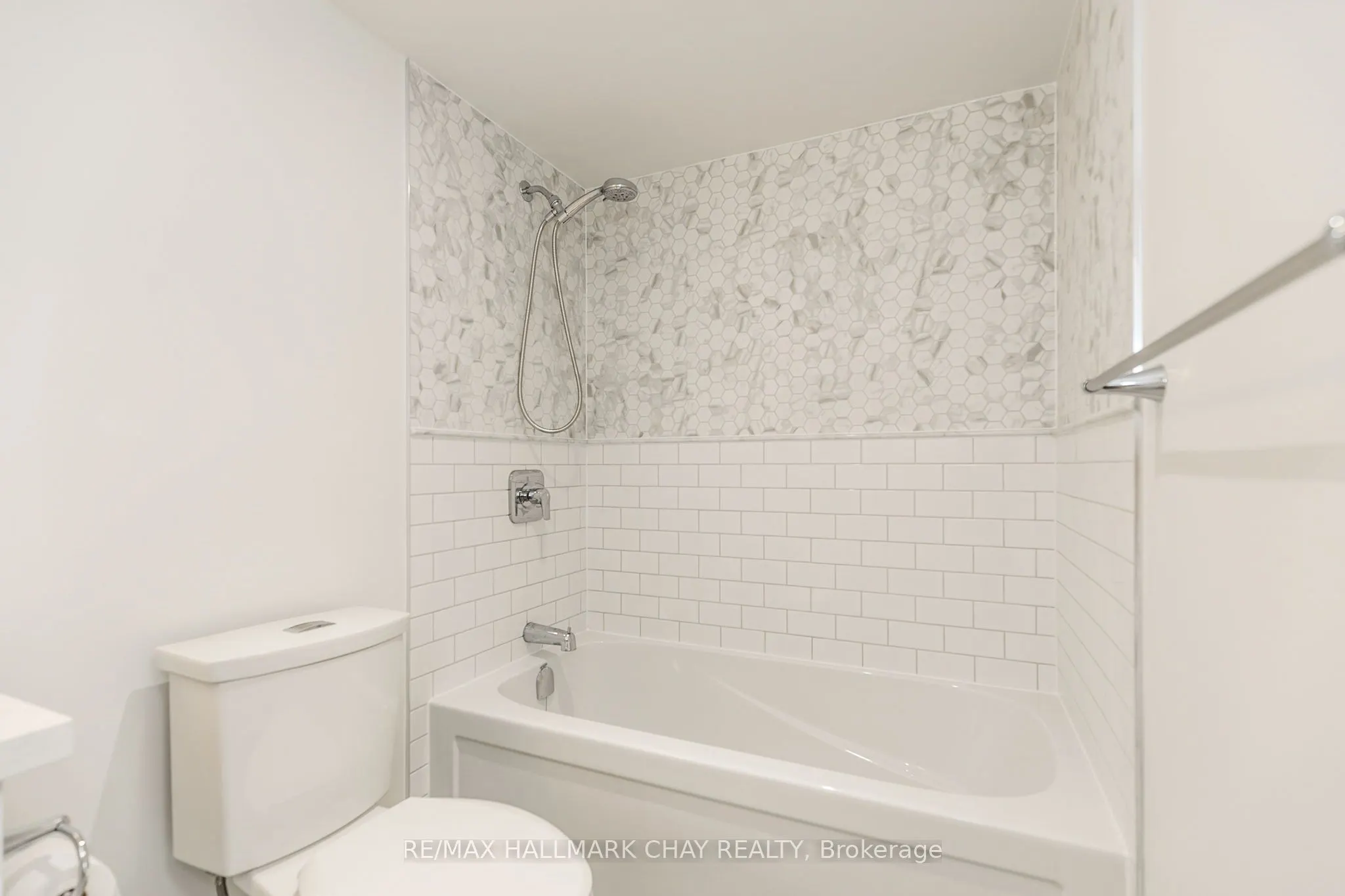 30 Greenfield Avenue, #1101