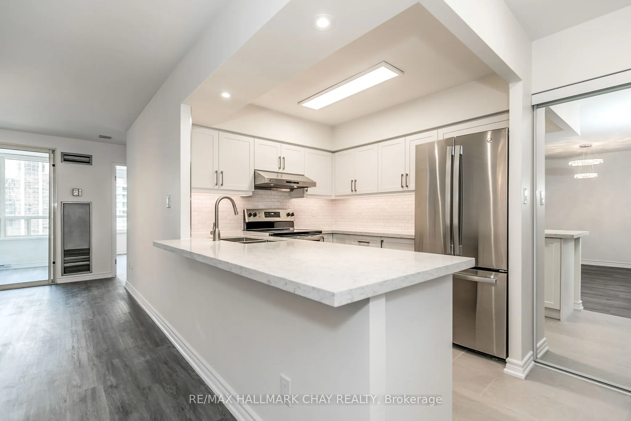 30 Greenfield Avenue, #1101