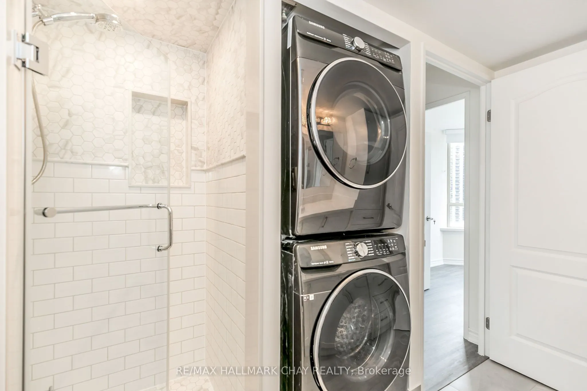 30 Greenfield Avenue, #1101