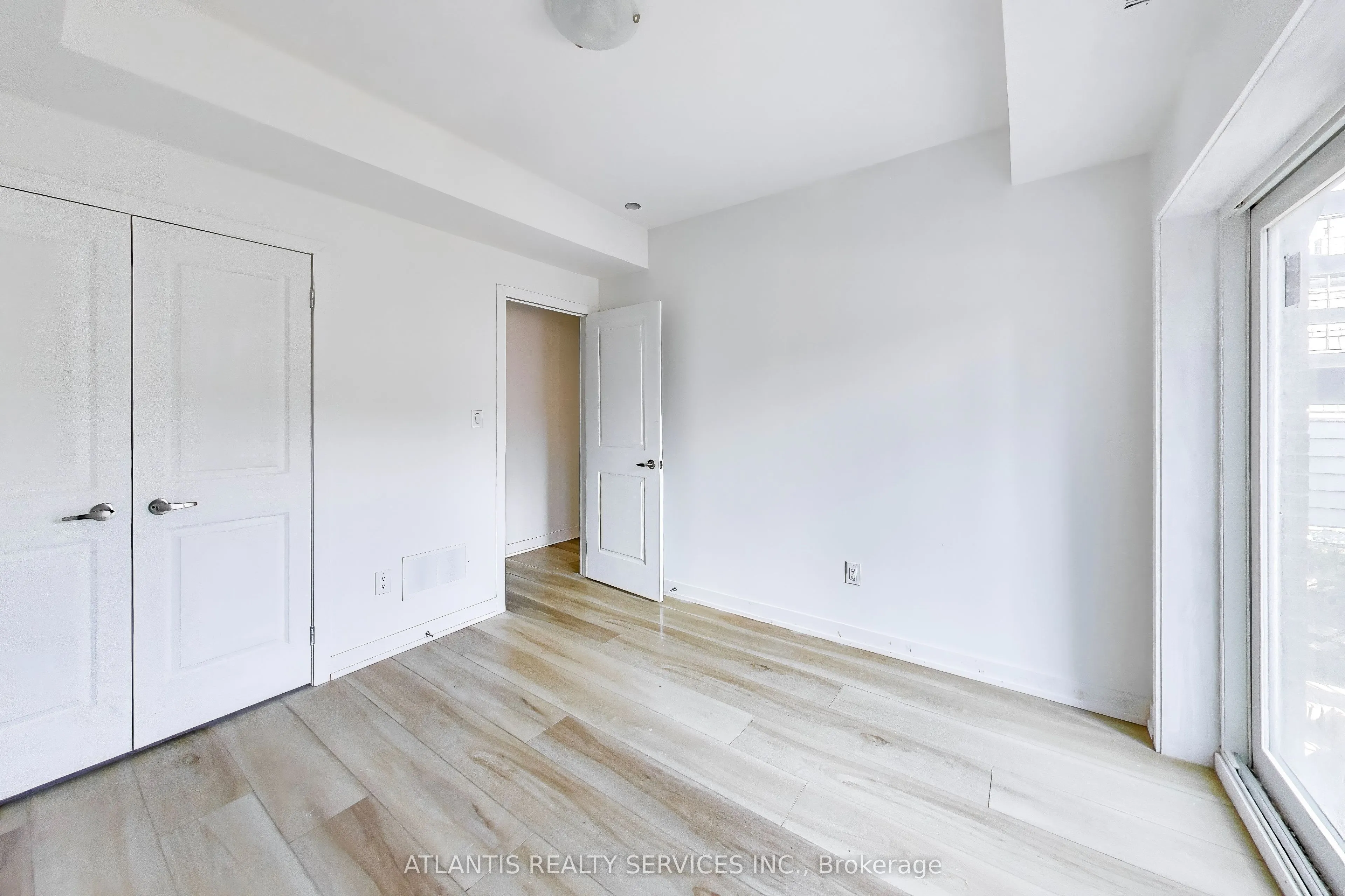 681 Dovercourt Road, #1