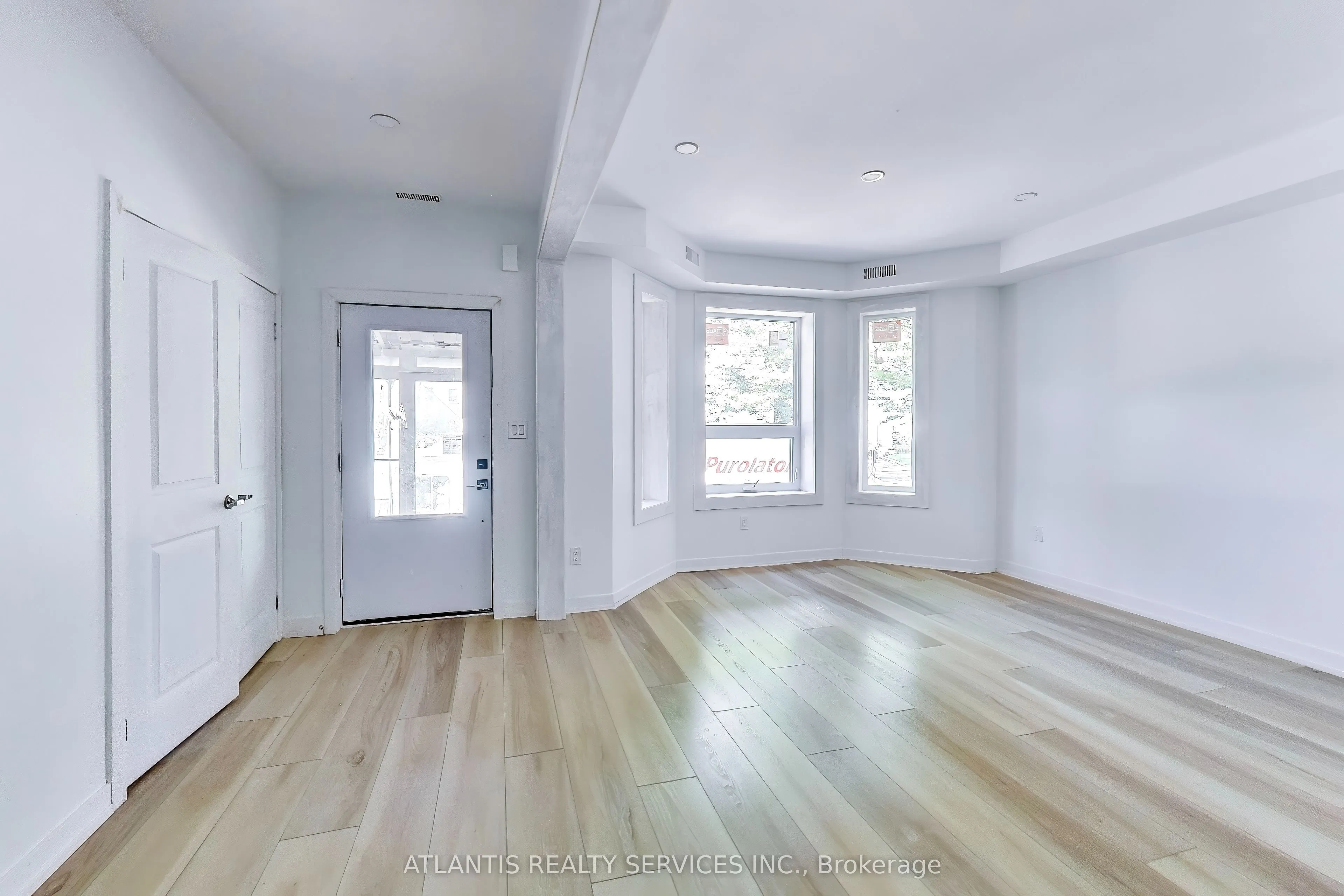 681 Dovercourt Road, #1