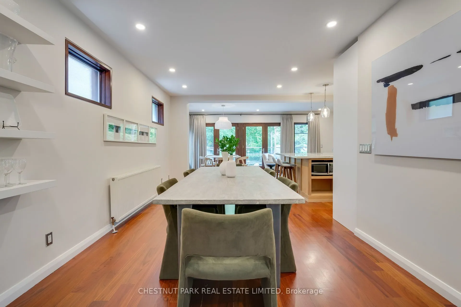 16 Inglewood Drive