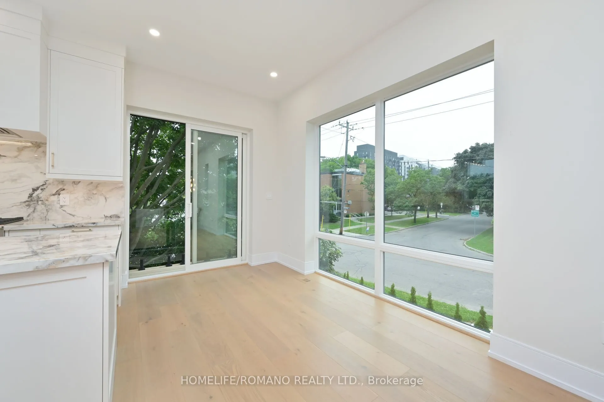 19 King High Avenue
