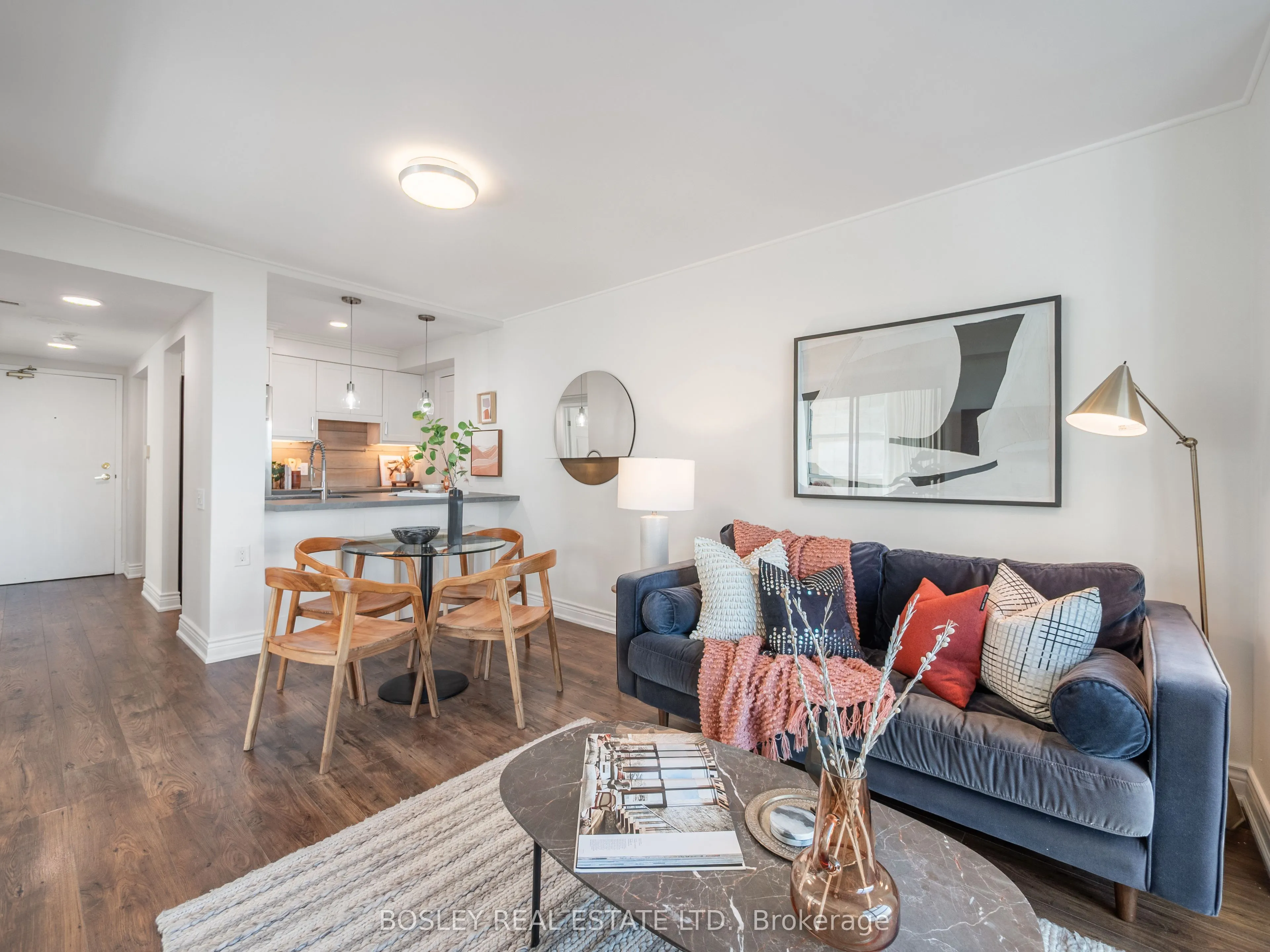 409 Bloor Street E, #903
