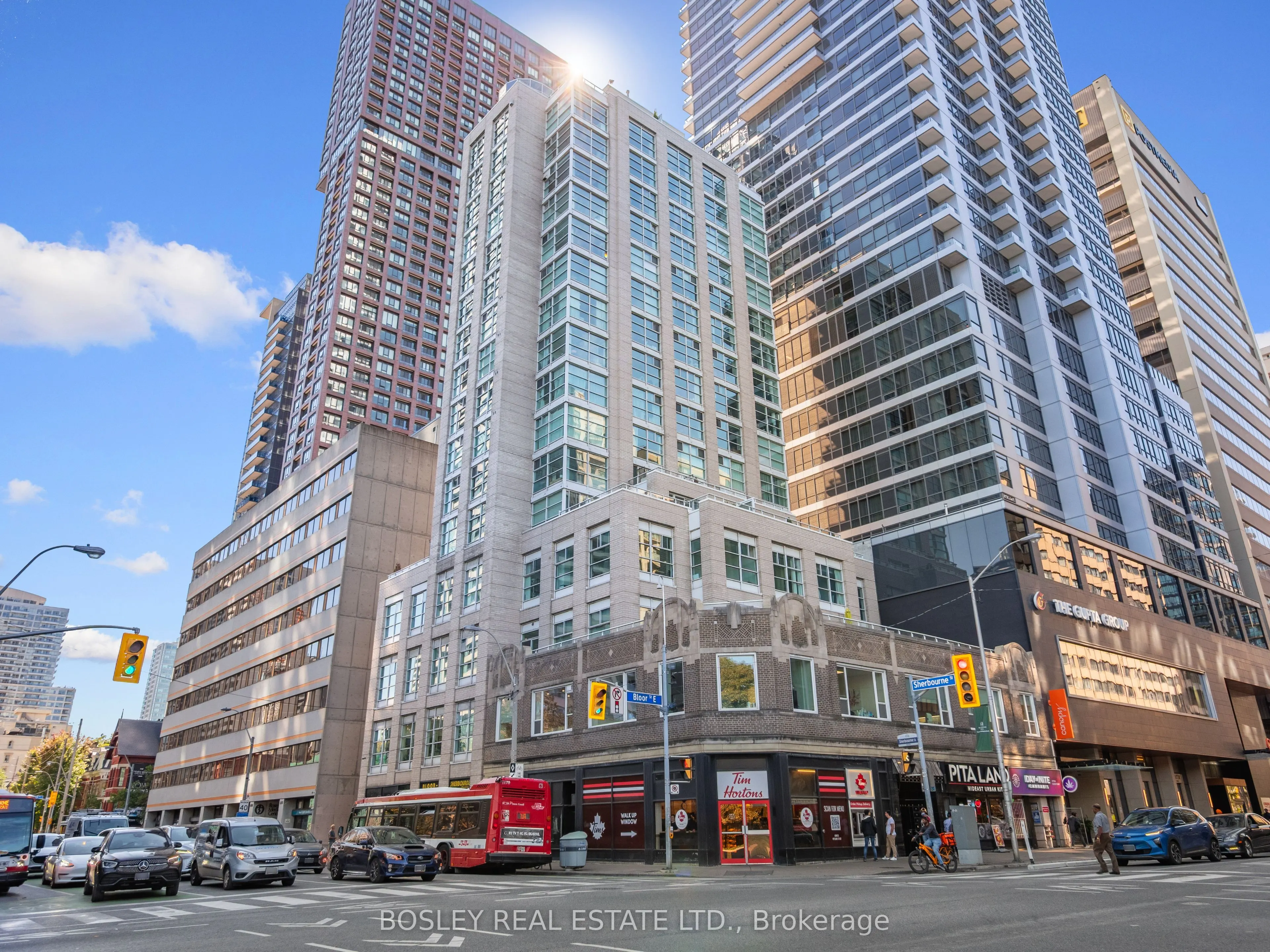 409 Bloor Street E, #903