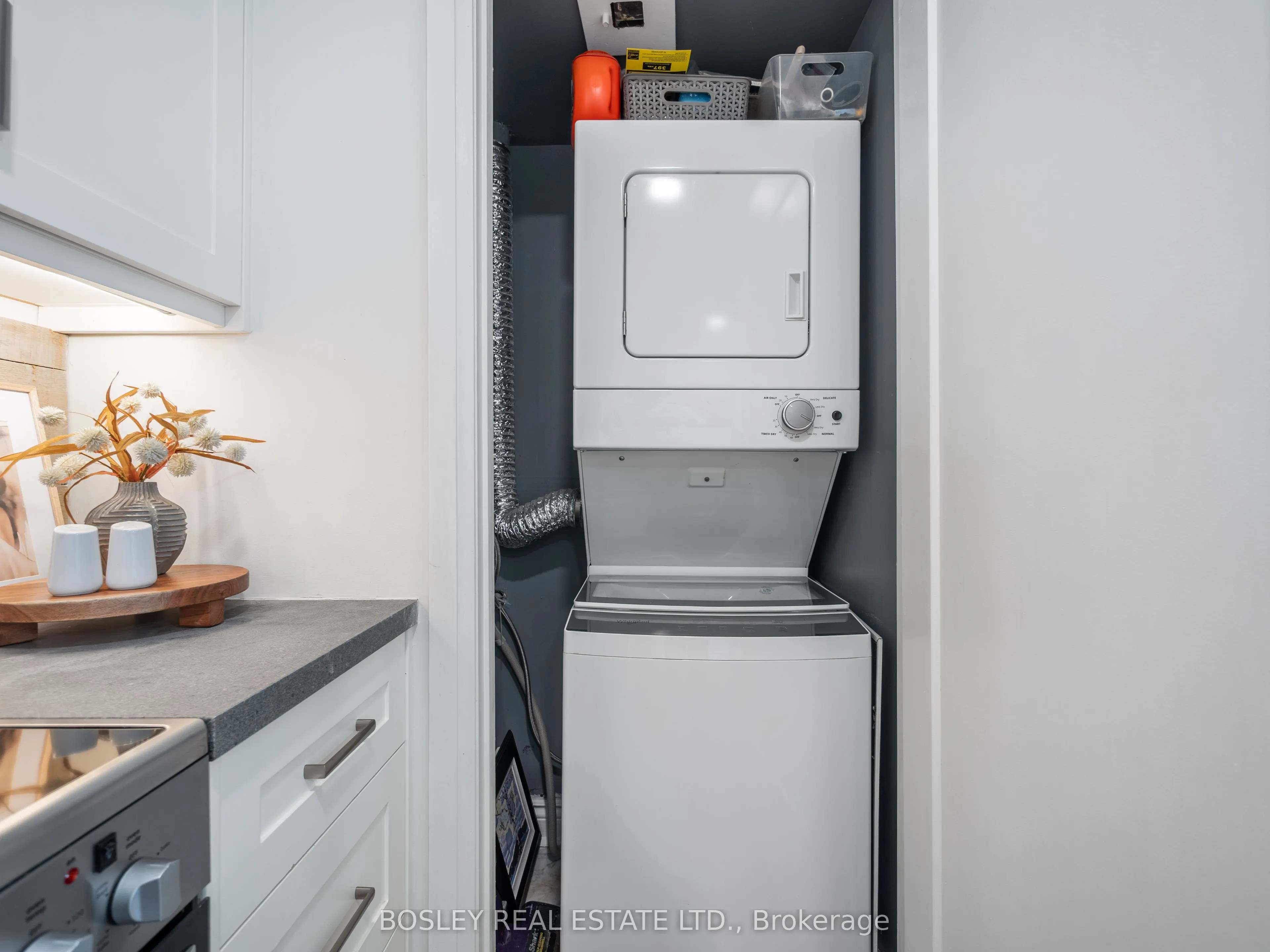 409 Bloor Street E, #903