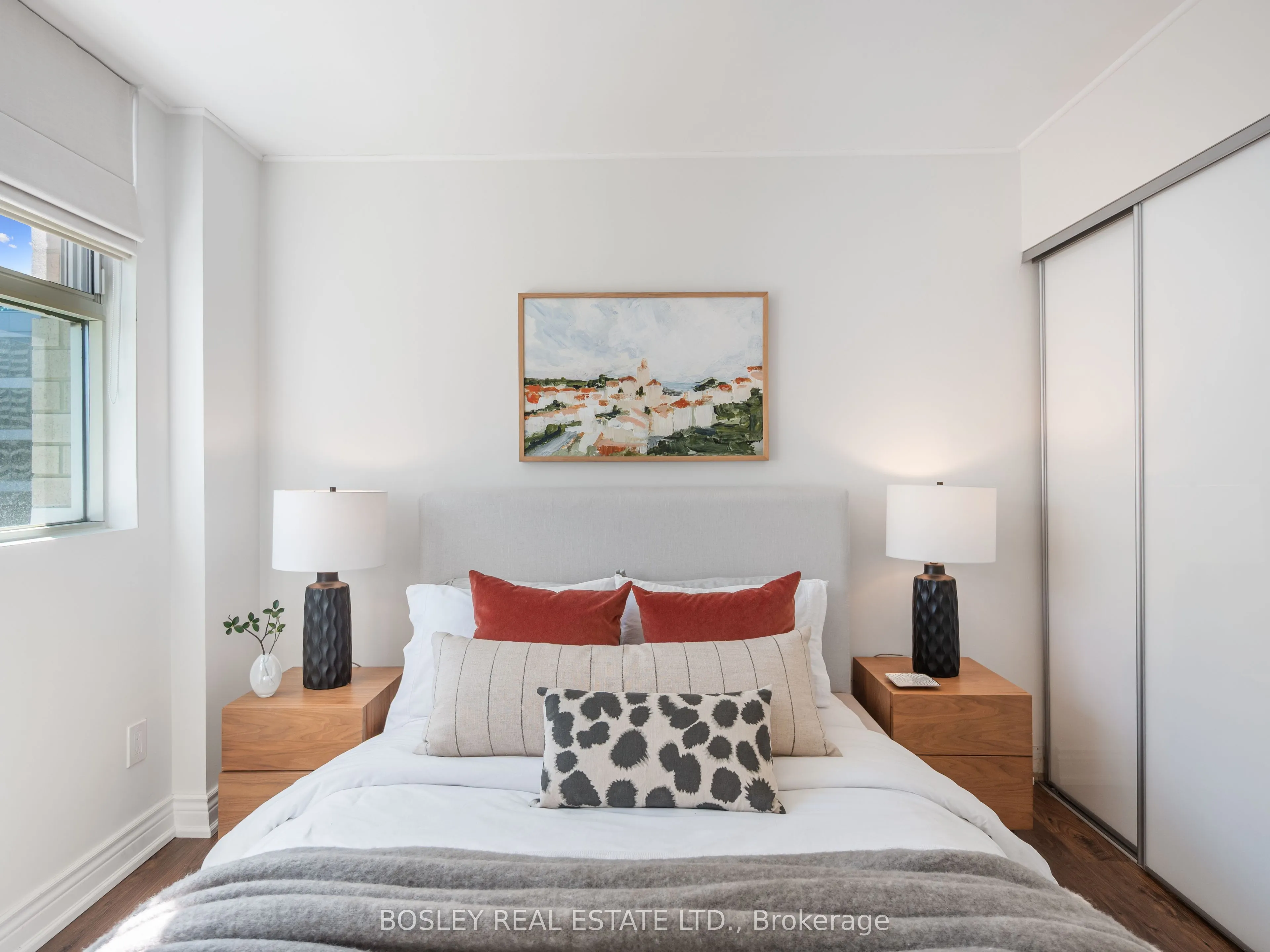 409 Bloor Street E, #903