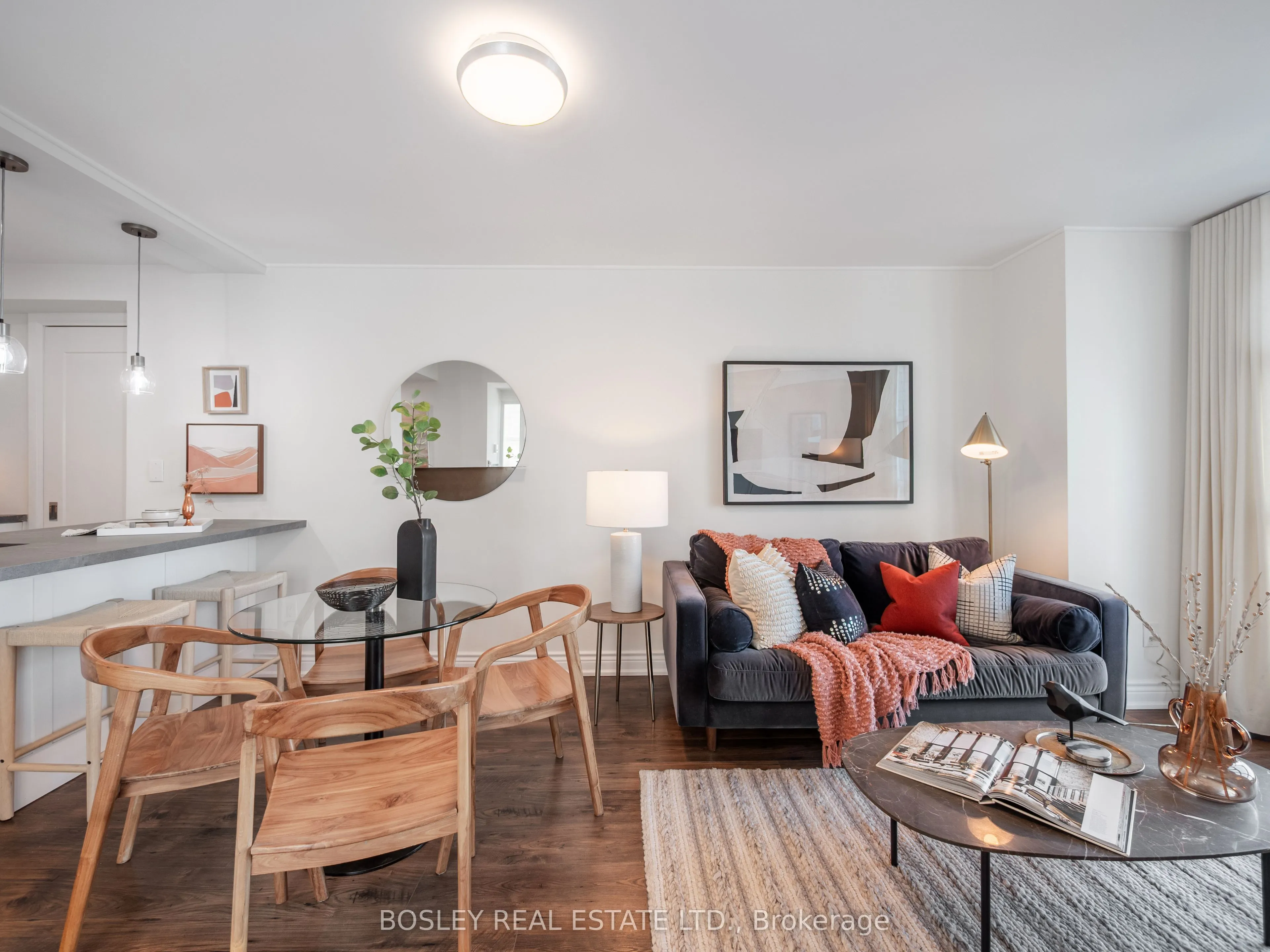 409 Bloor Street E, #903