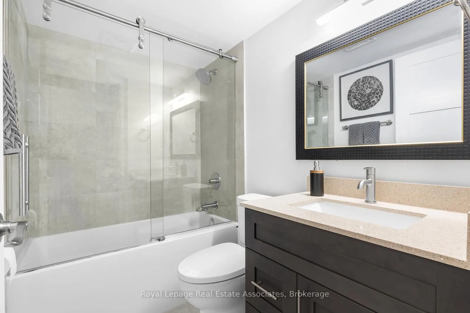 1029 King Street W, #826