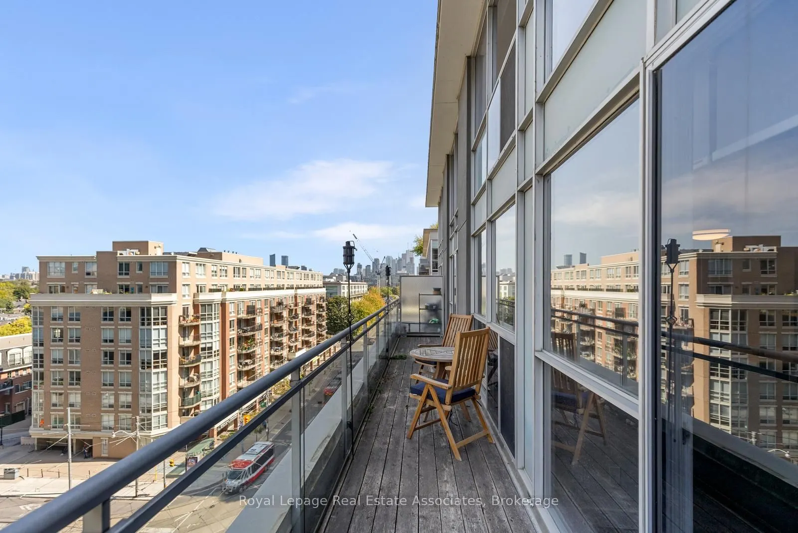 1029 King Street W, #826