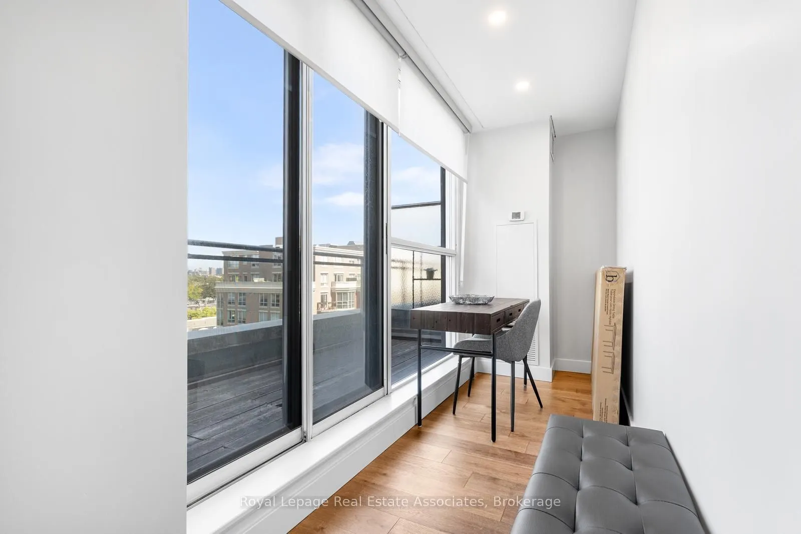 1029 King Street W, #826