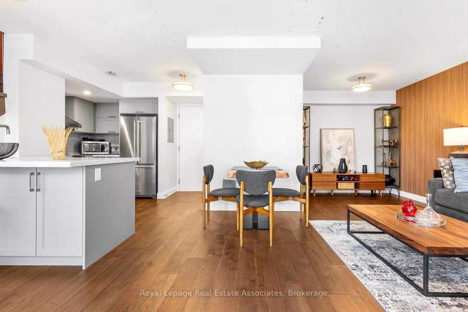 1029 King Street W, #826