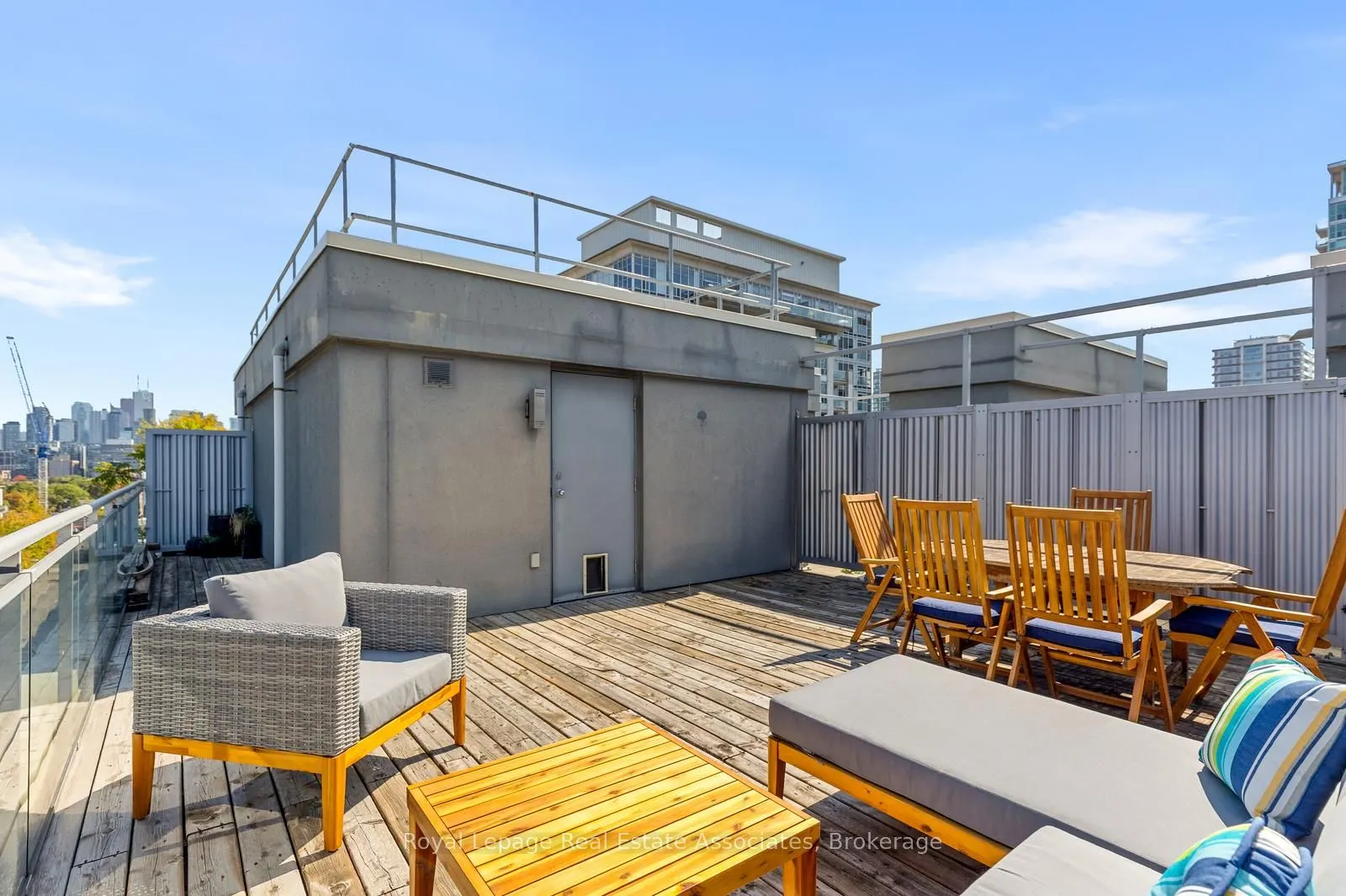 1029 King Street W, #826
