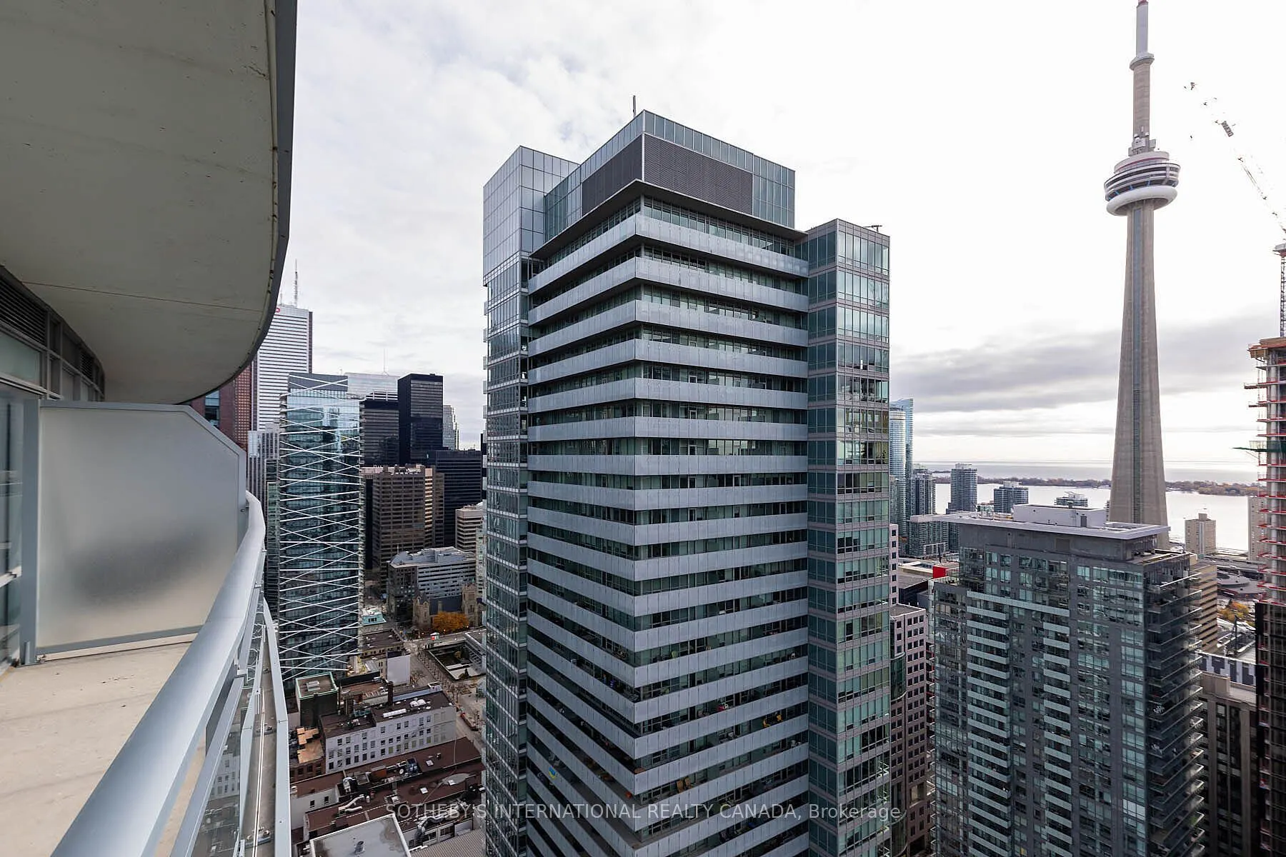 21 Widmer Street, #3811