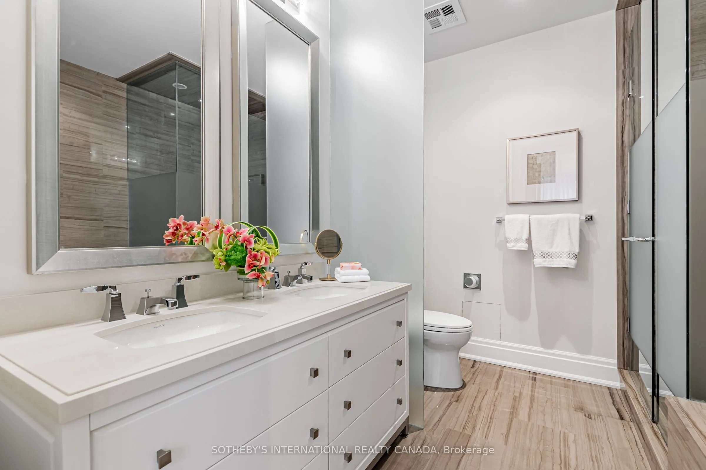 55 Scollard Street, #207