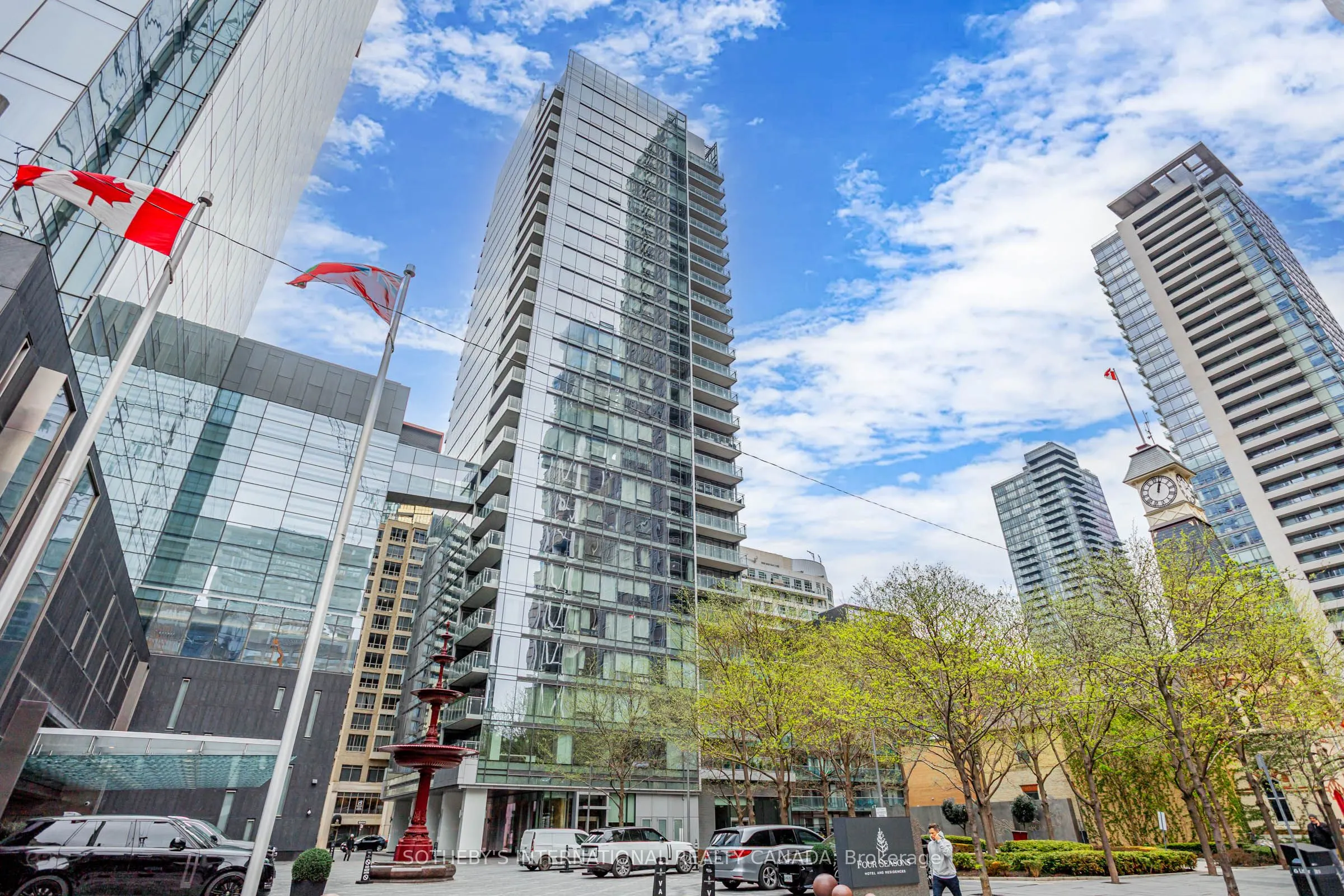 55 Scollard Street, #207