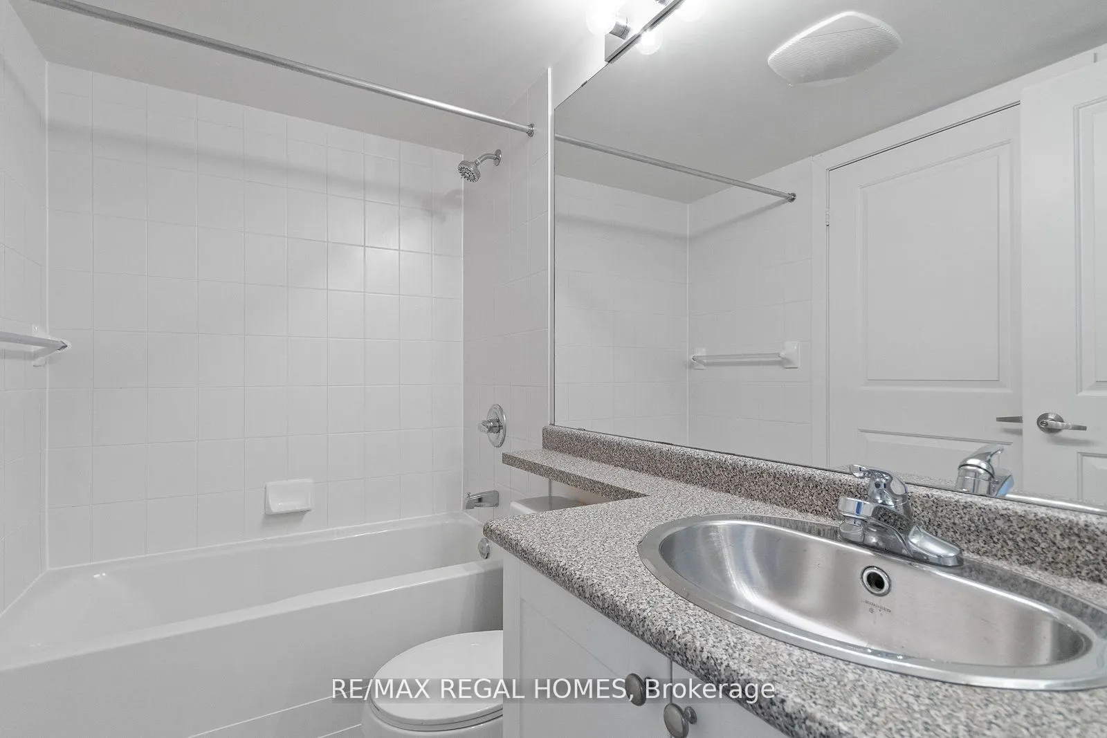 50 Lynn Williams Street, #1507