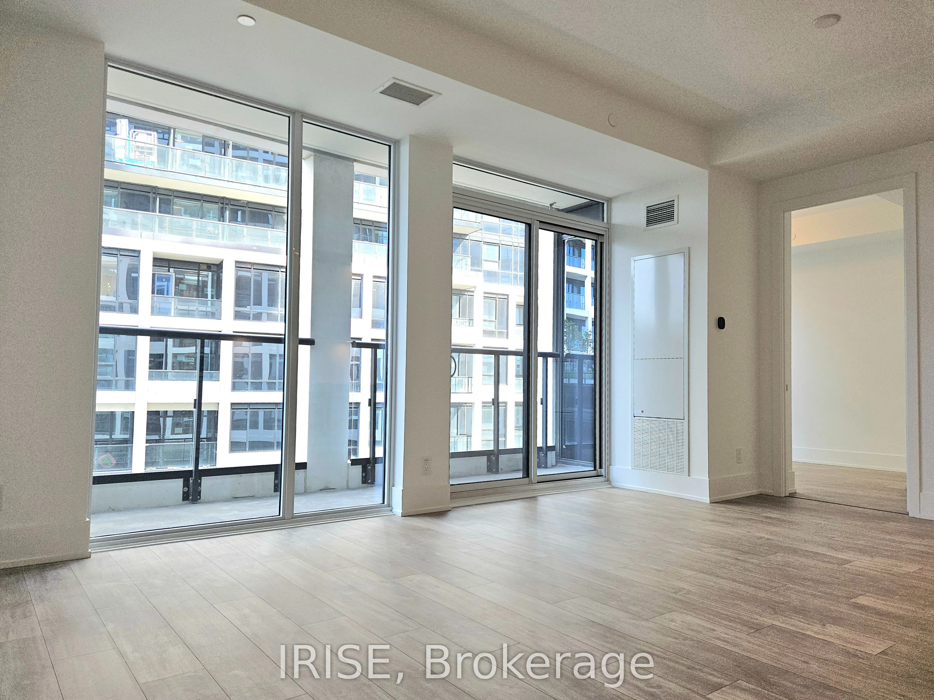 115 Denison Avenue, #520