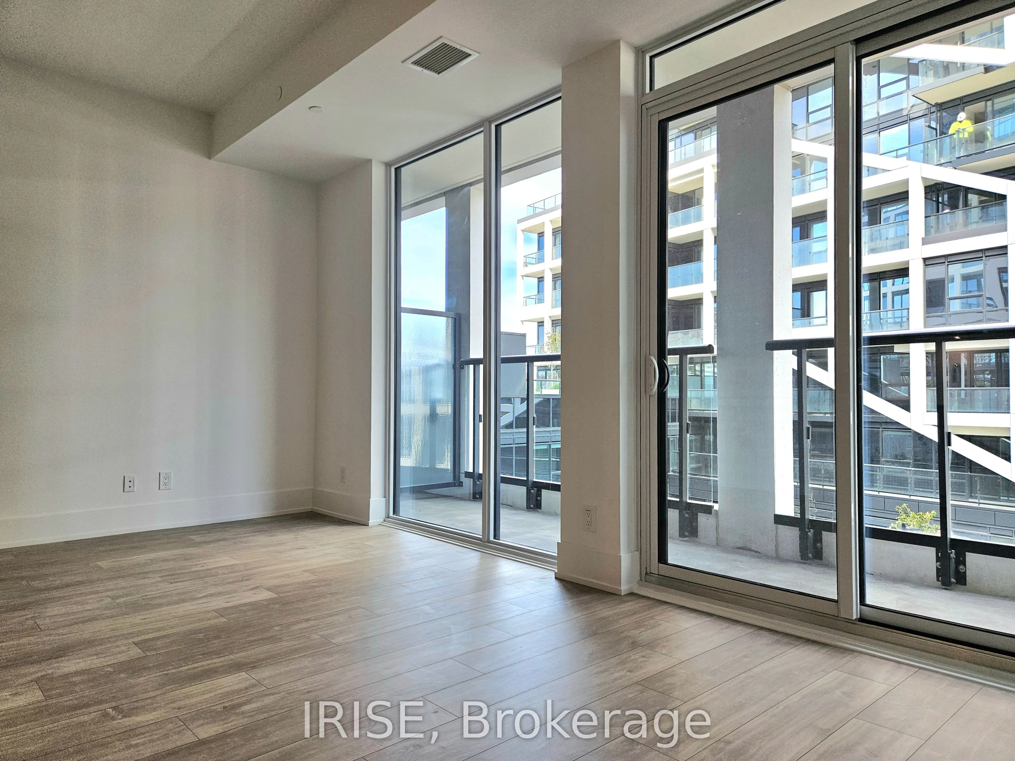 115 Denison Avenue, #520