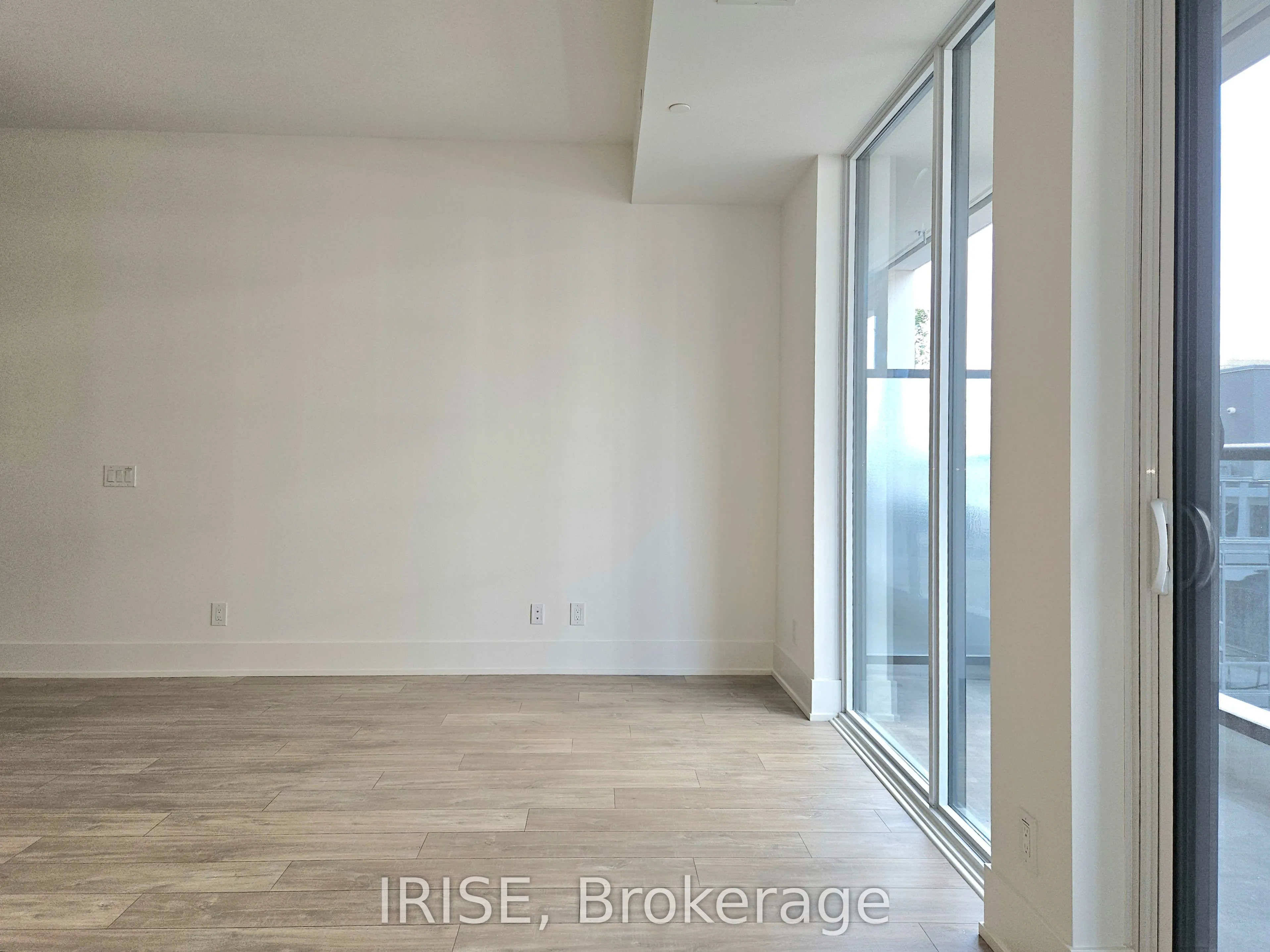 115 Denison Avenue, #520