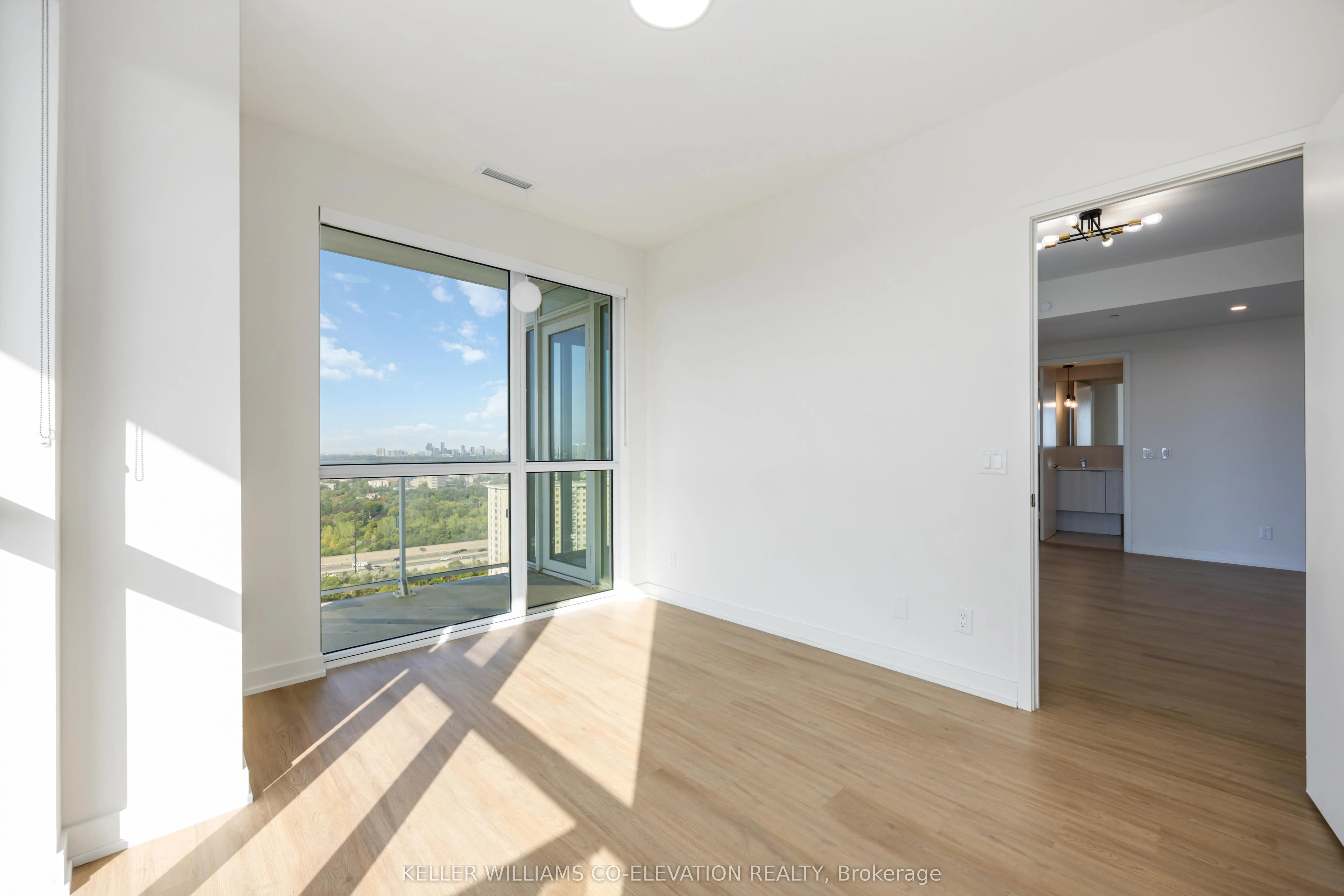 10 Deerlick Court, #2002