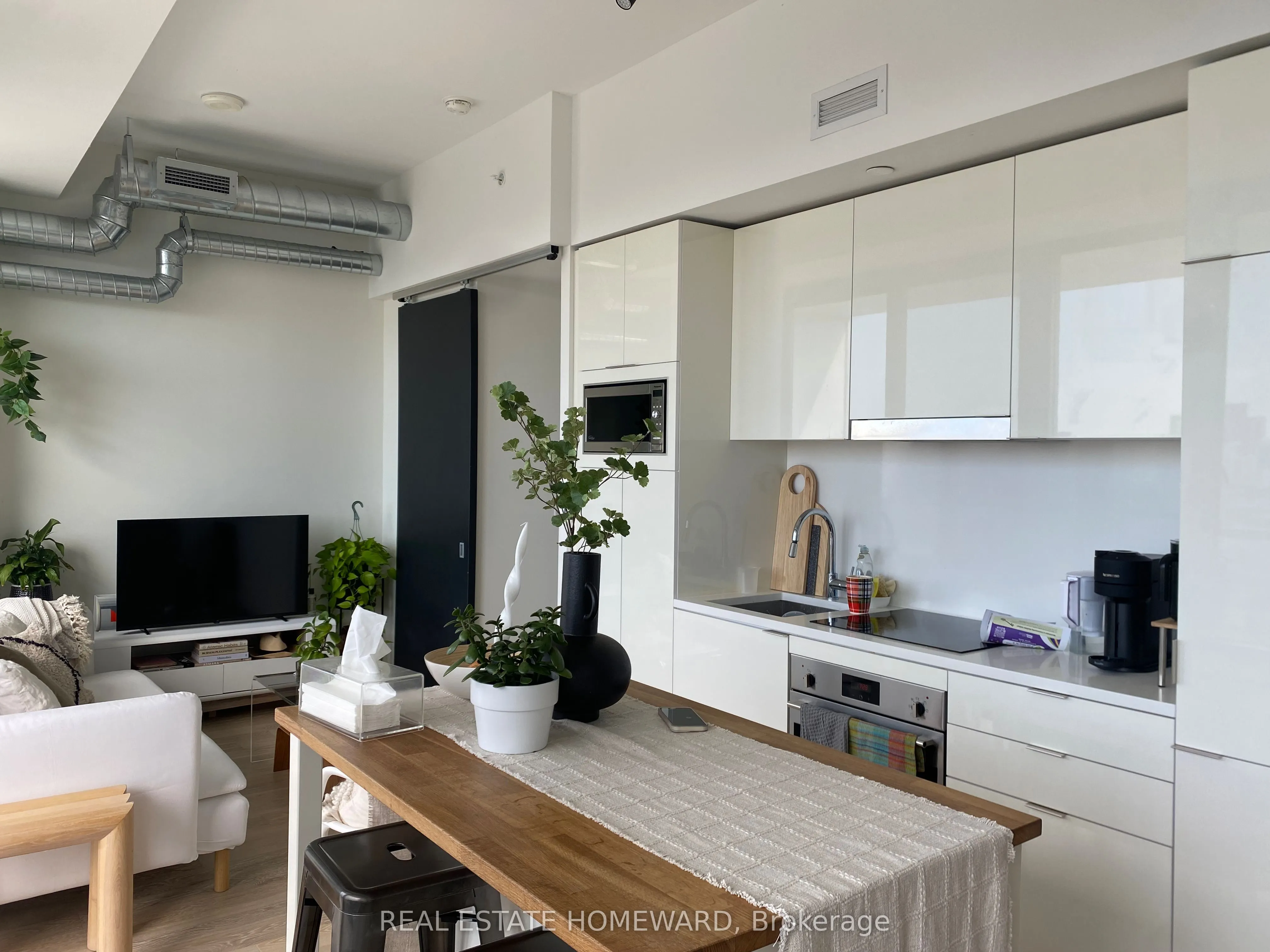 170 Bayview Avenue, #2804