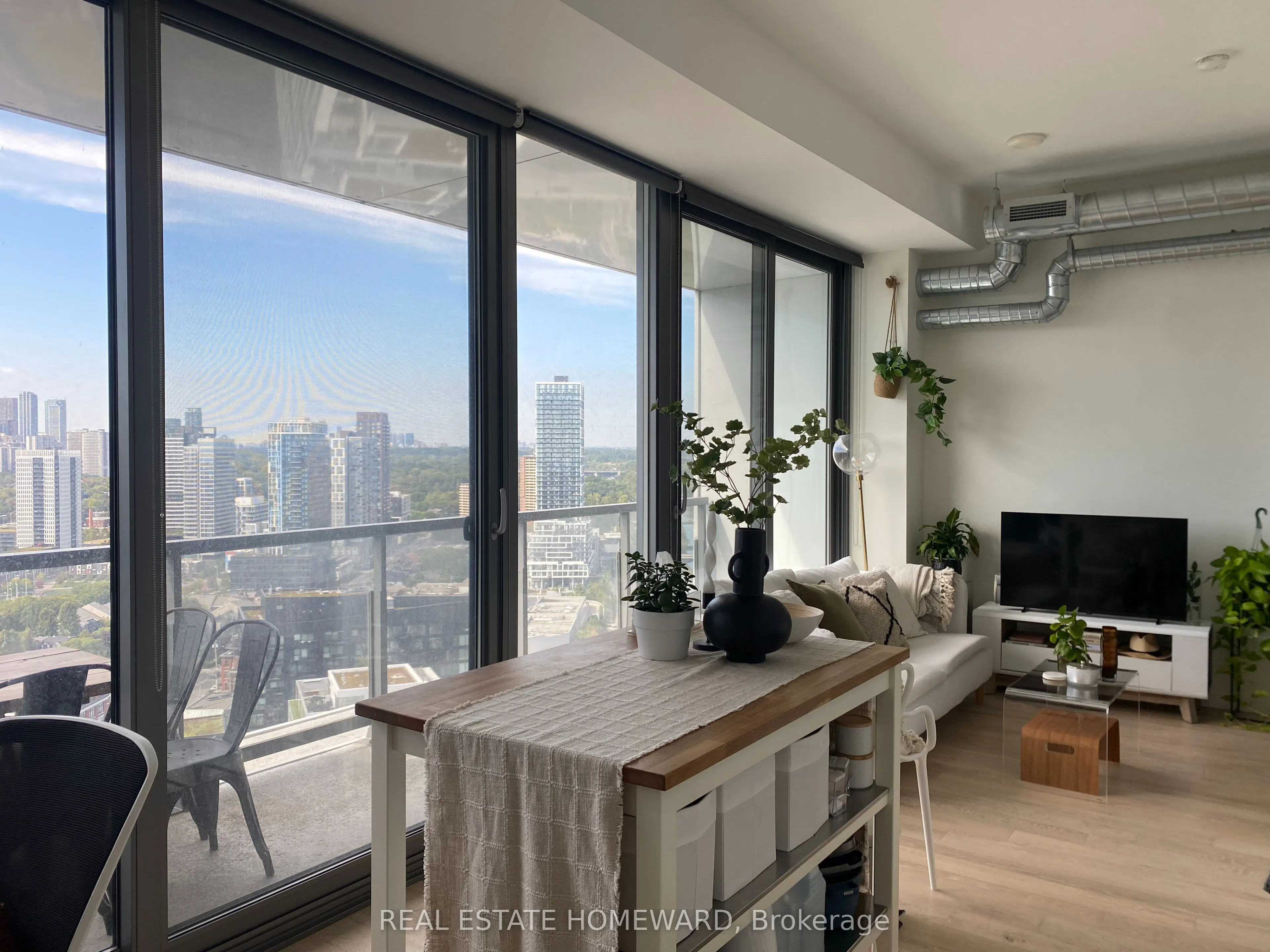 170 Bayview Avenue, #2804