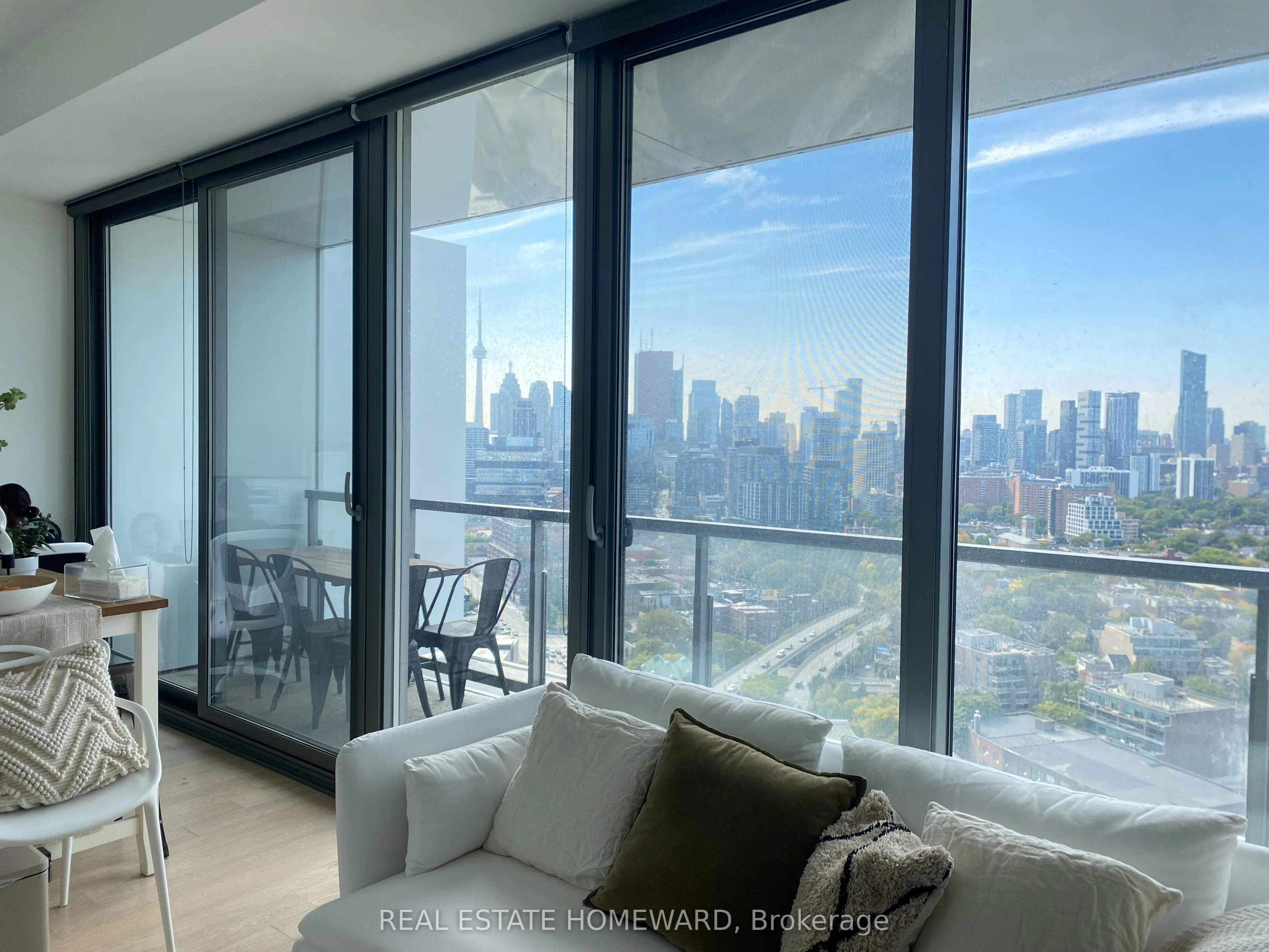 170 Bayview Avenue, #2804