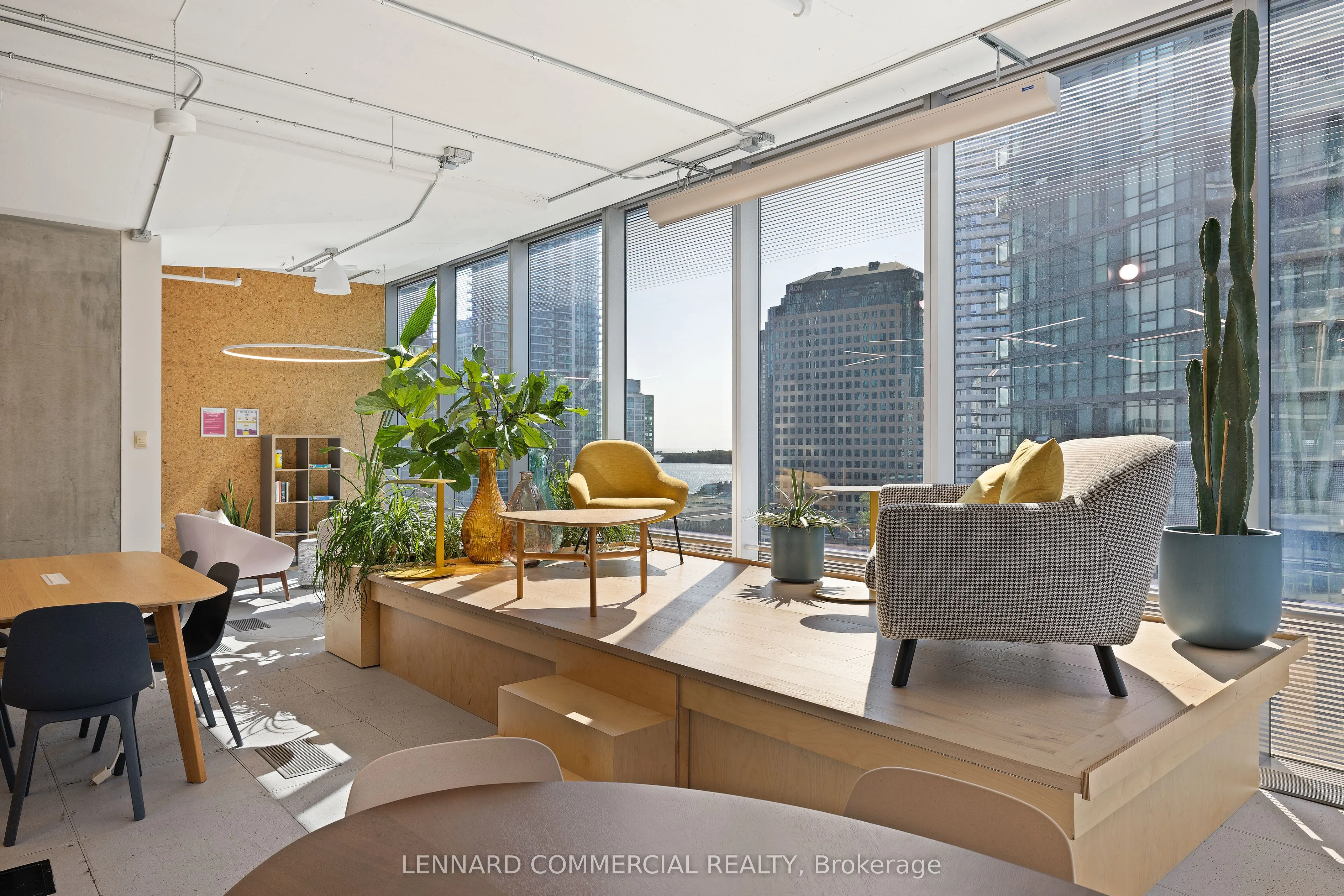 25 York Street, #1100