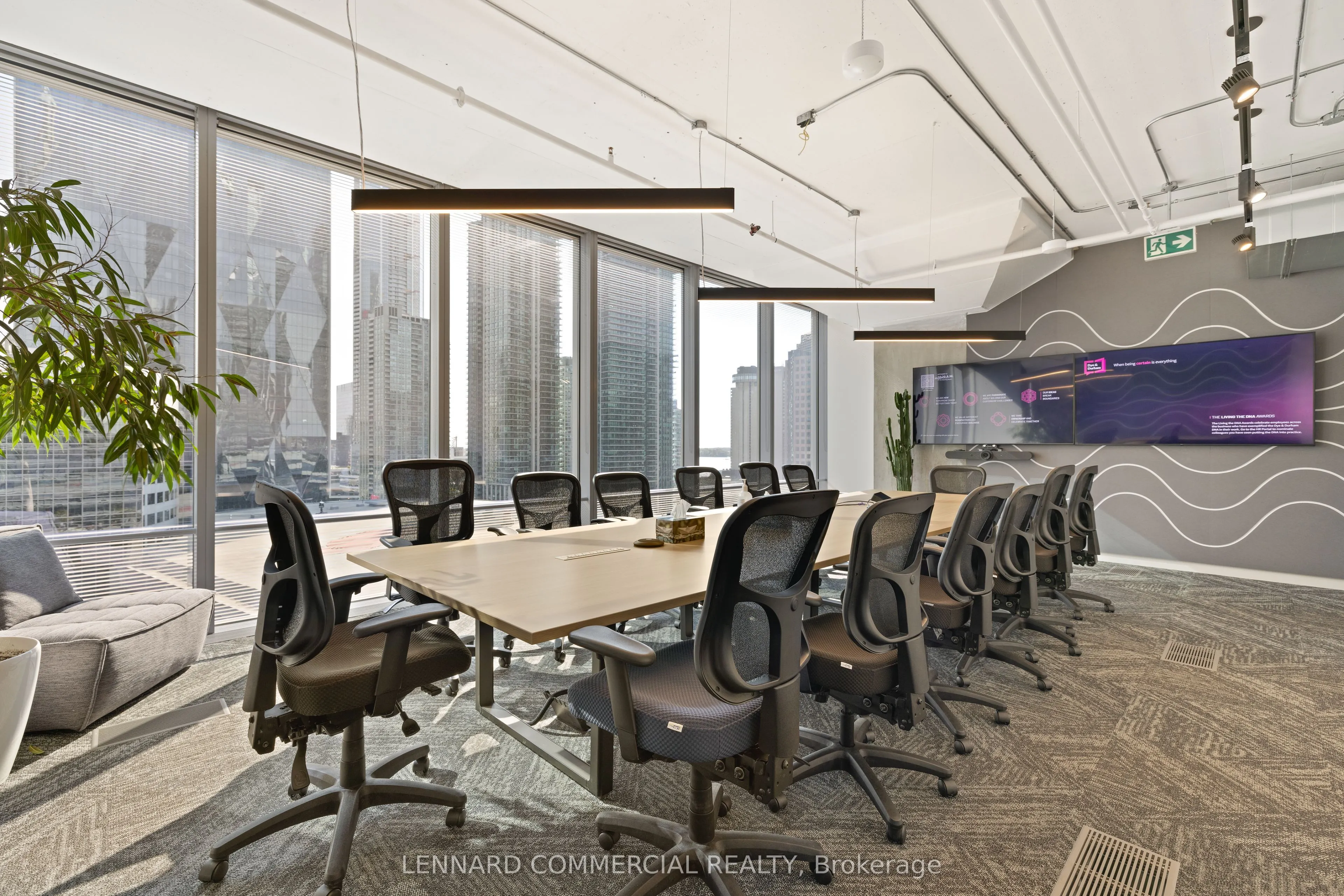 25 York Street, #1100