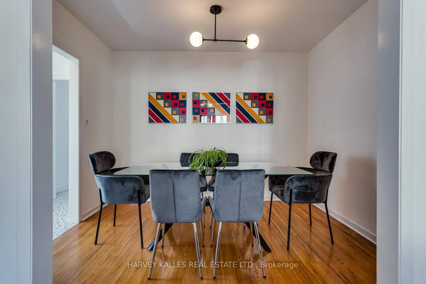 7 Mulberry Crescent