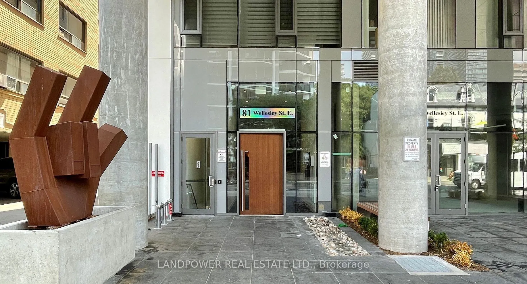 81 Wellesley Street E, #2604