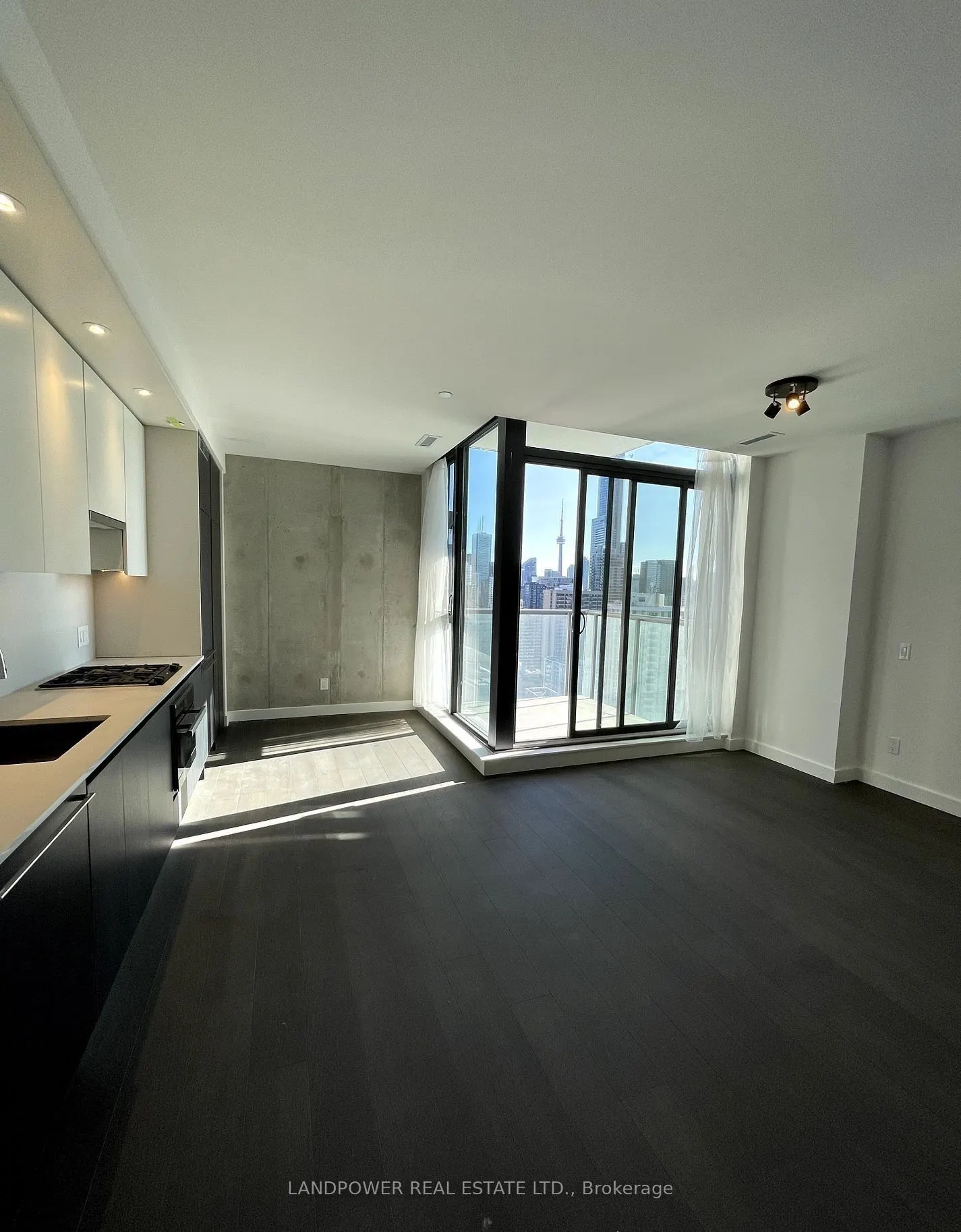 81 Wellesley Street E, #2604