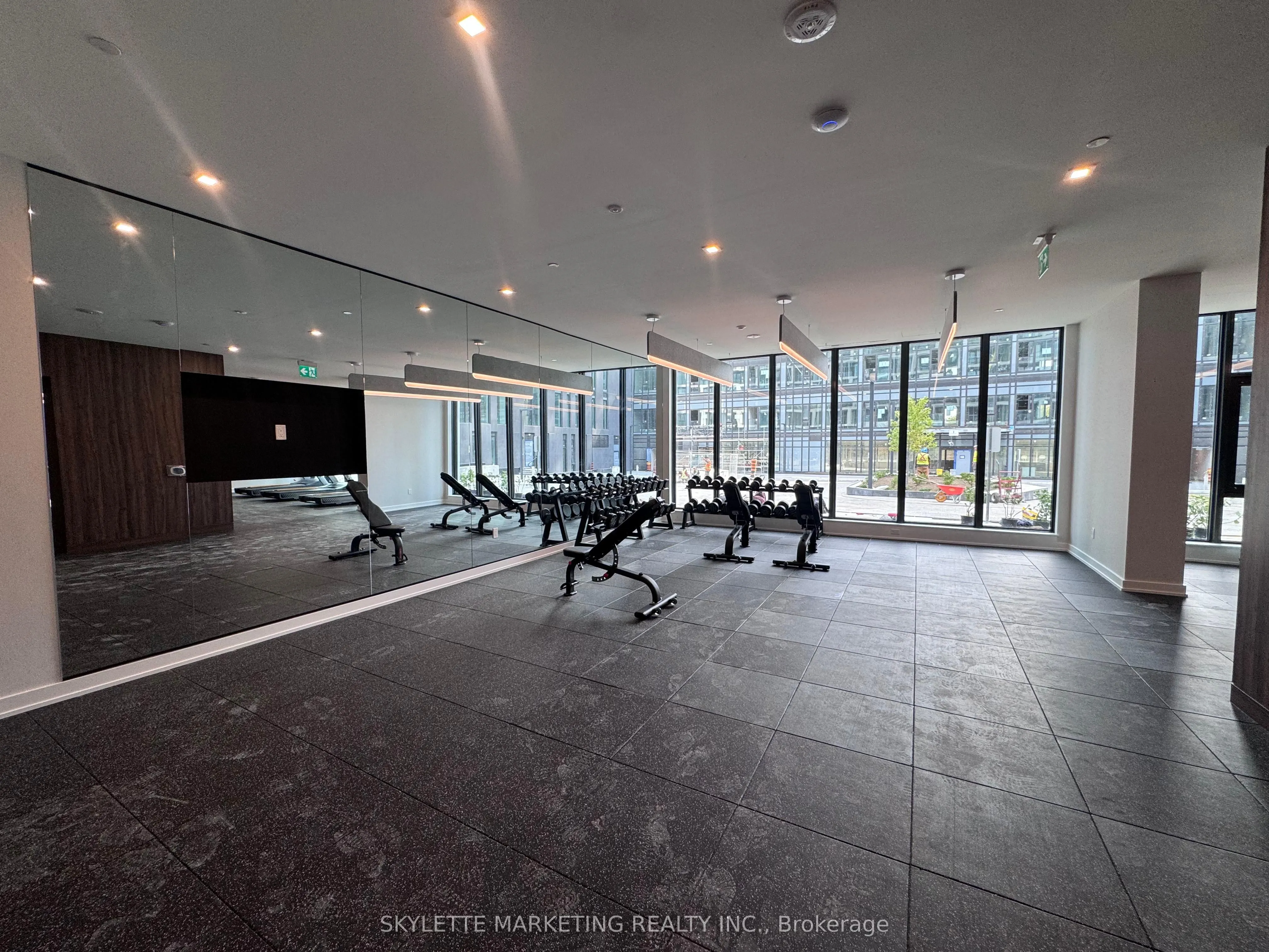 1 Kyle Lowry Road, #118