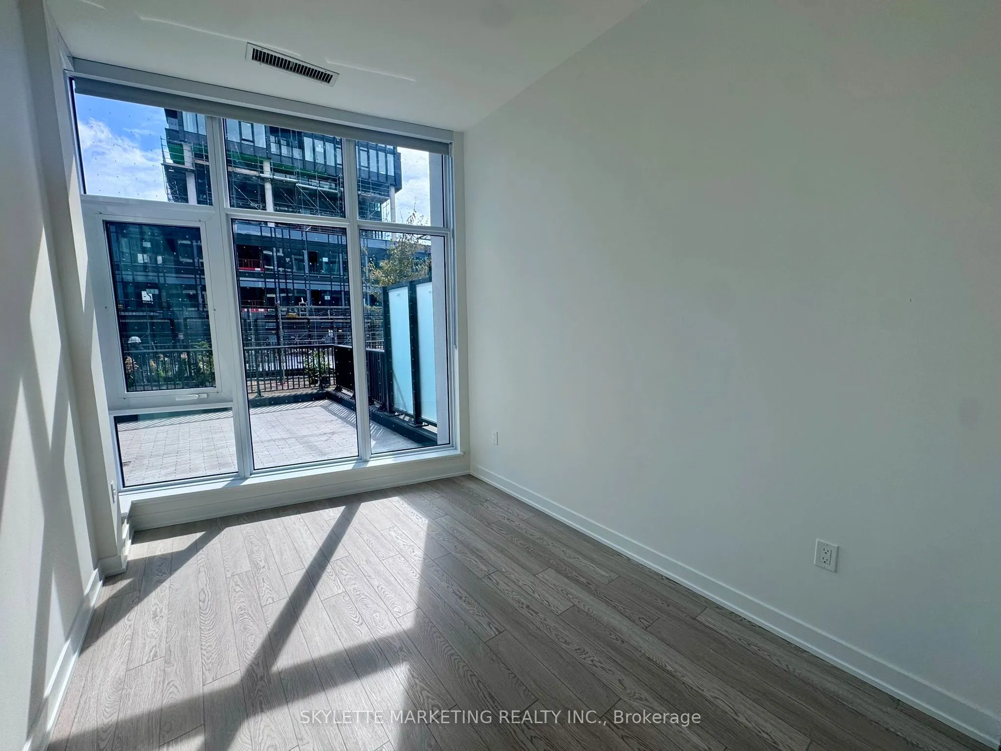 1 Kyle Lowry Road, #118