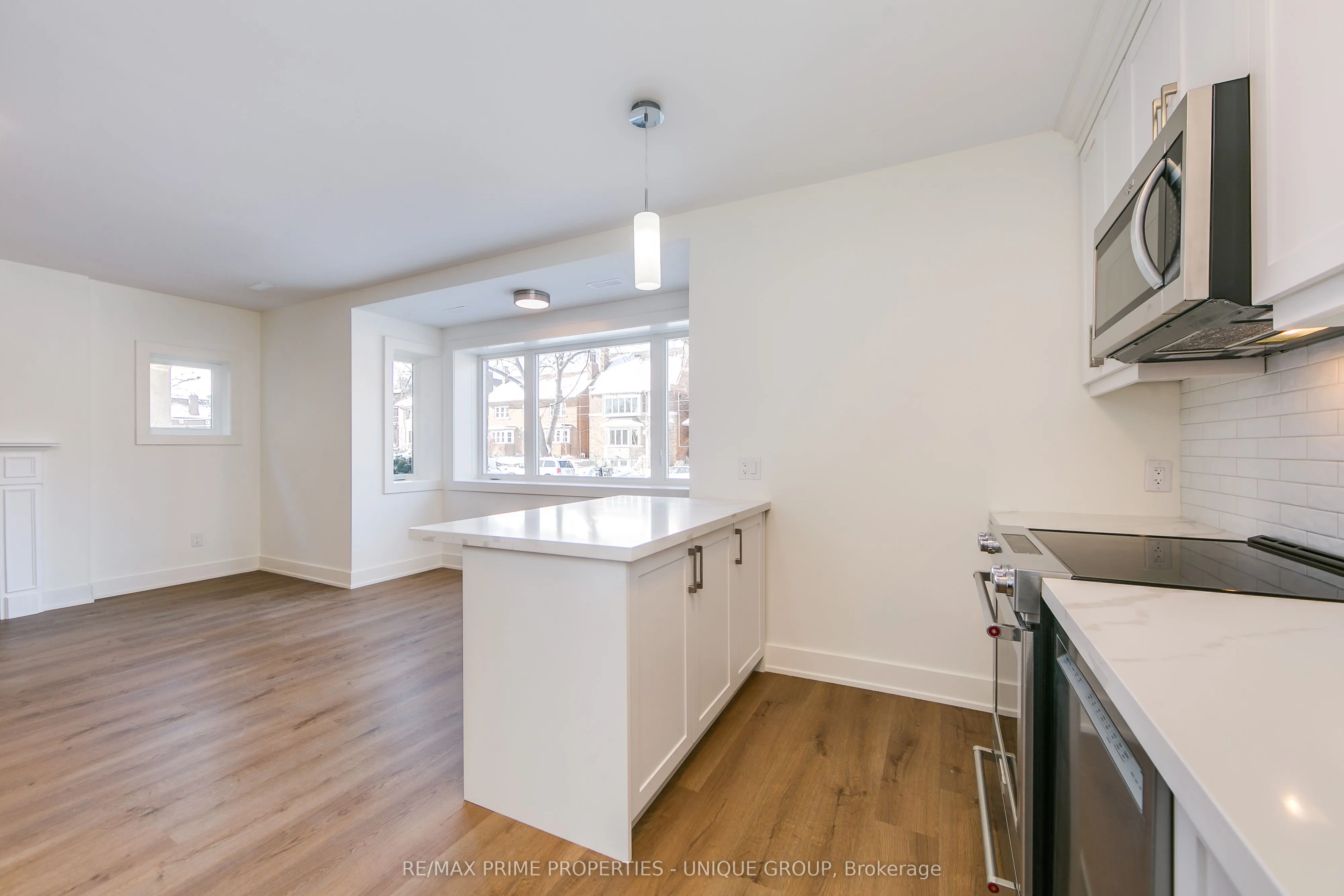 471 Oriole Parkway