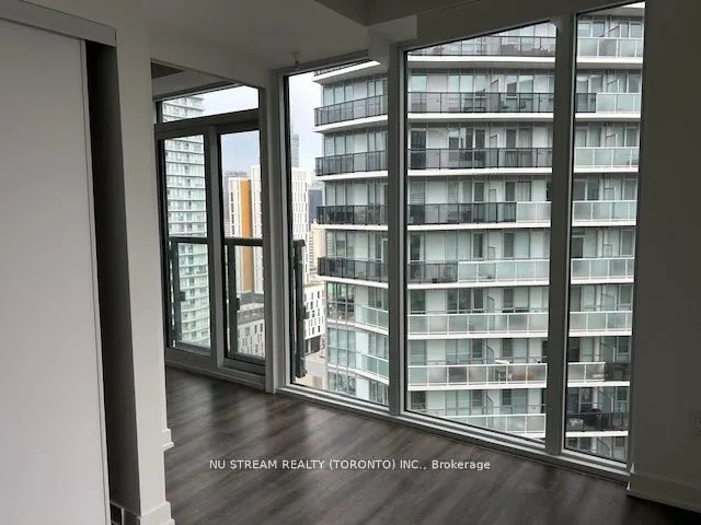 65 Mutual Street, #2908