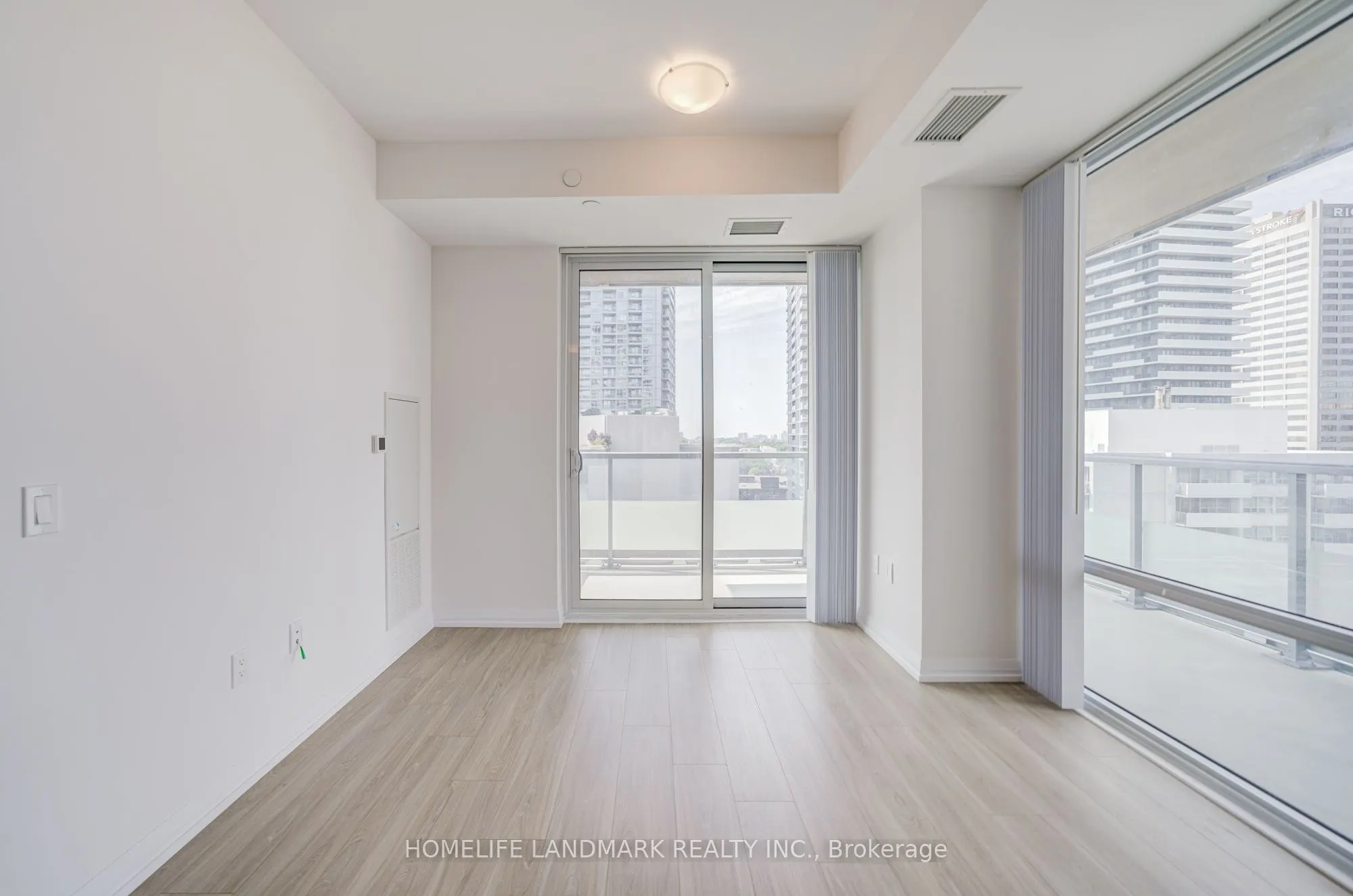 25 Holly Street, #1902