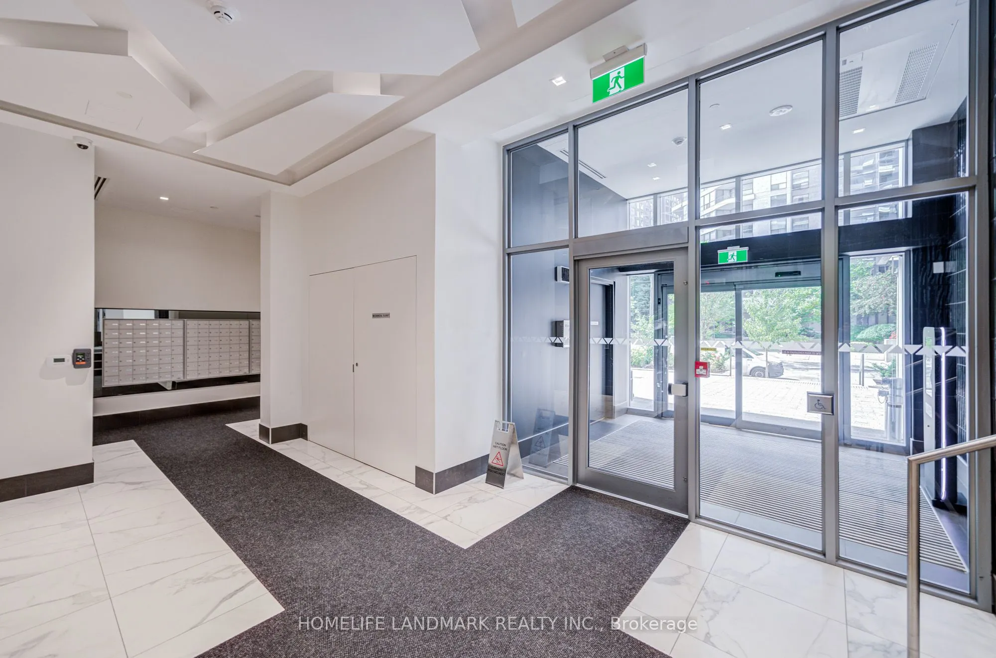 25 Holly Street, #1902