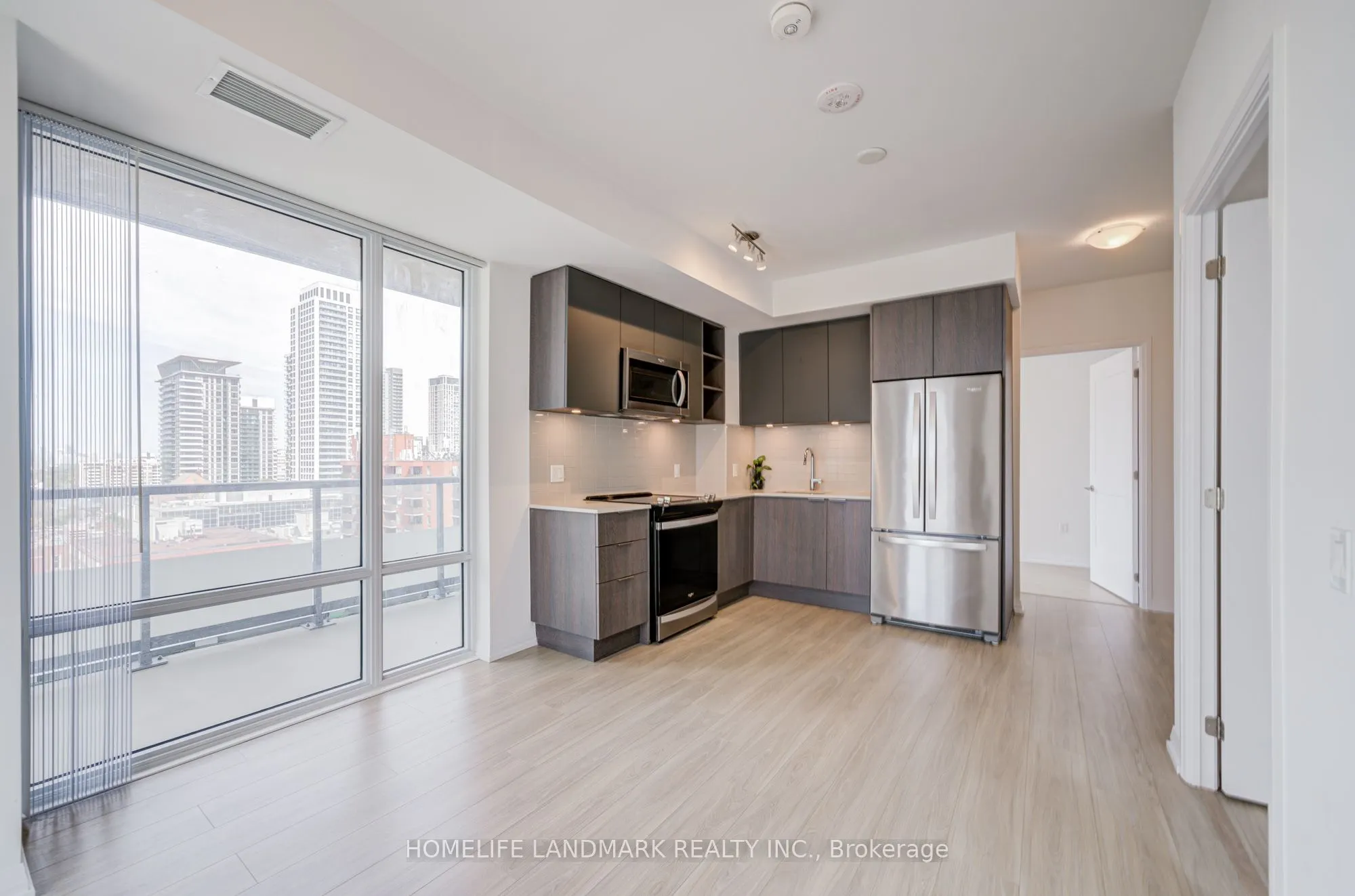 25 Holly Street, #1902