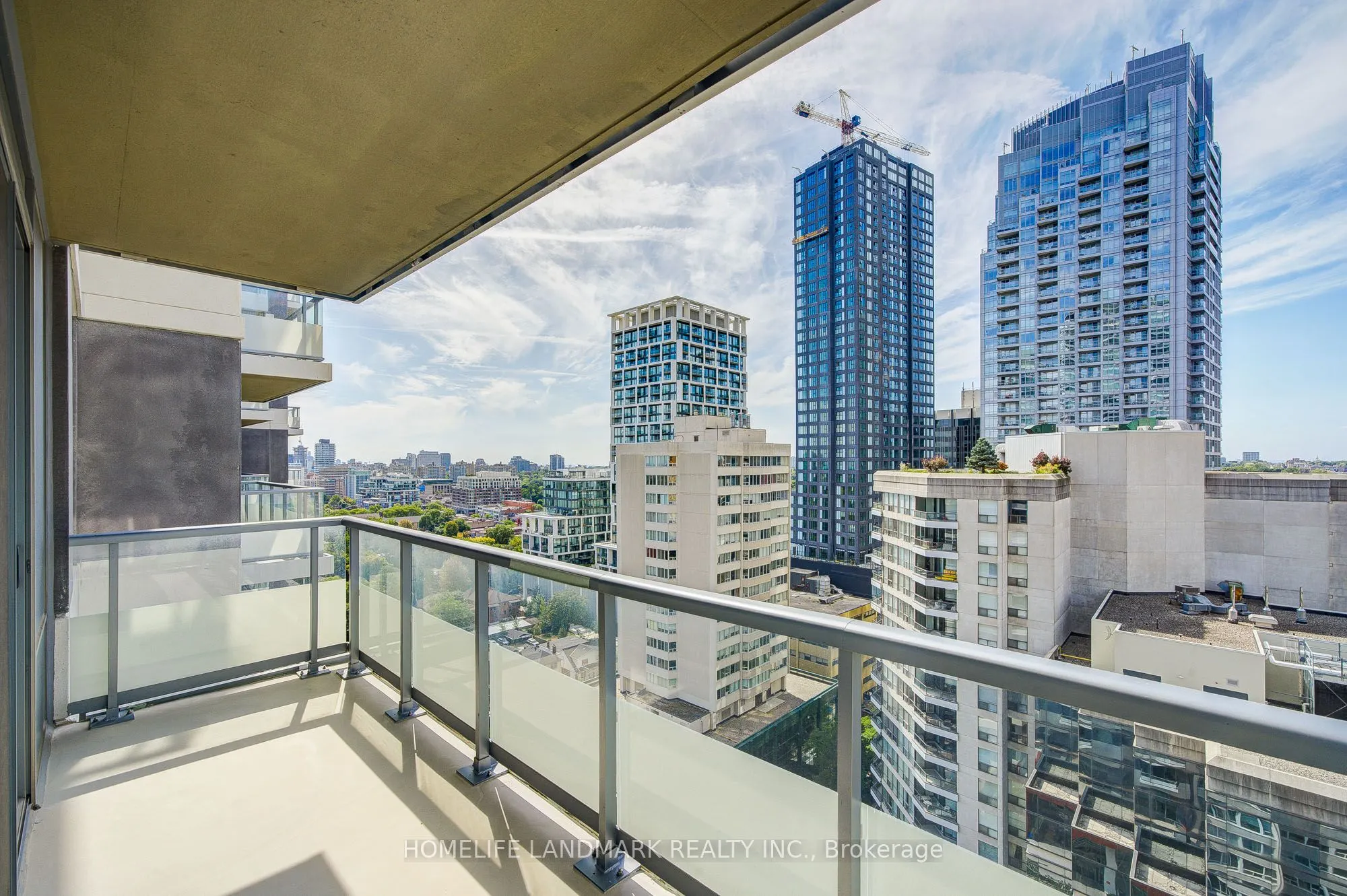 25 Holly Street, #1902