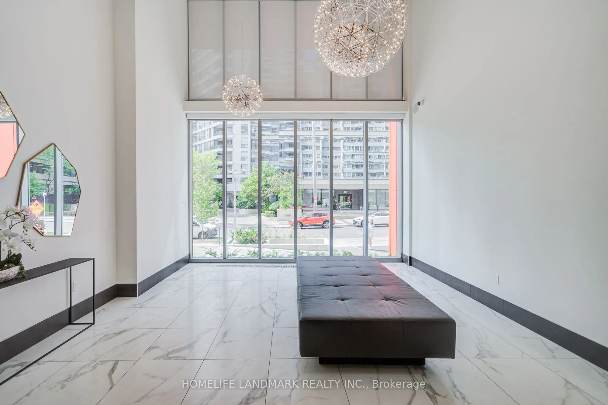 25 Holly Street, #1902