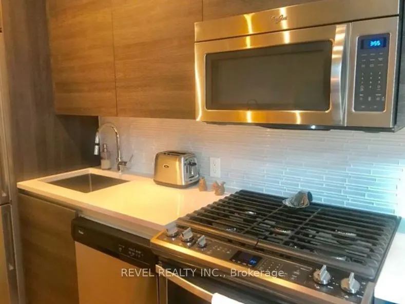 111 Bathurst Street, #1501