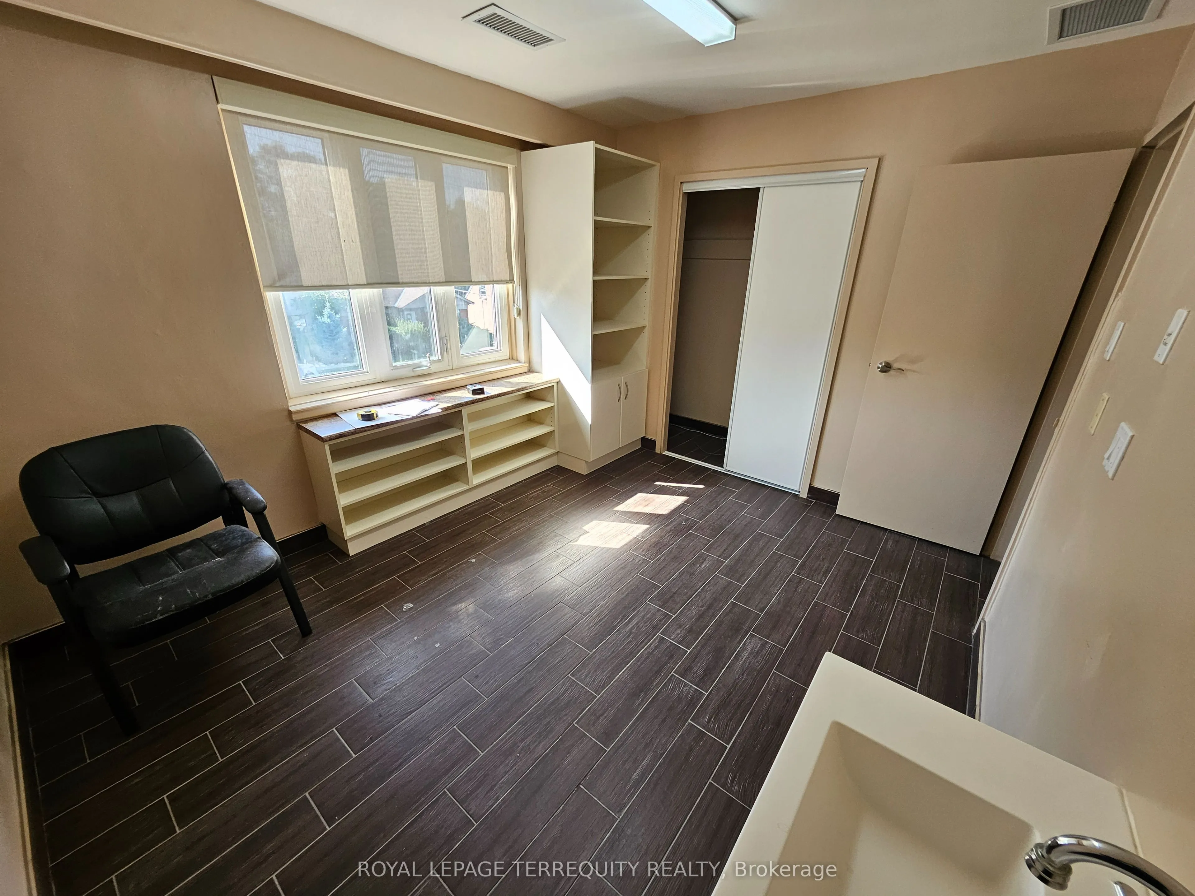 116 Sheppard Avenue W, #Second Floor