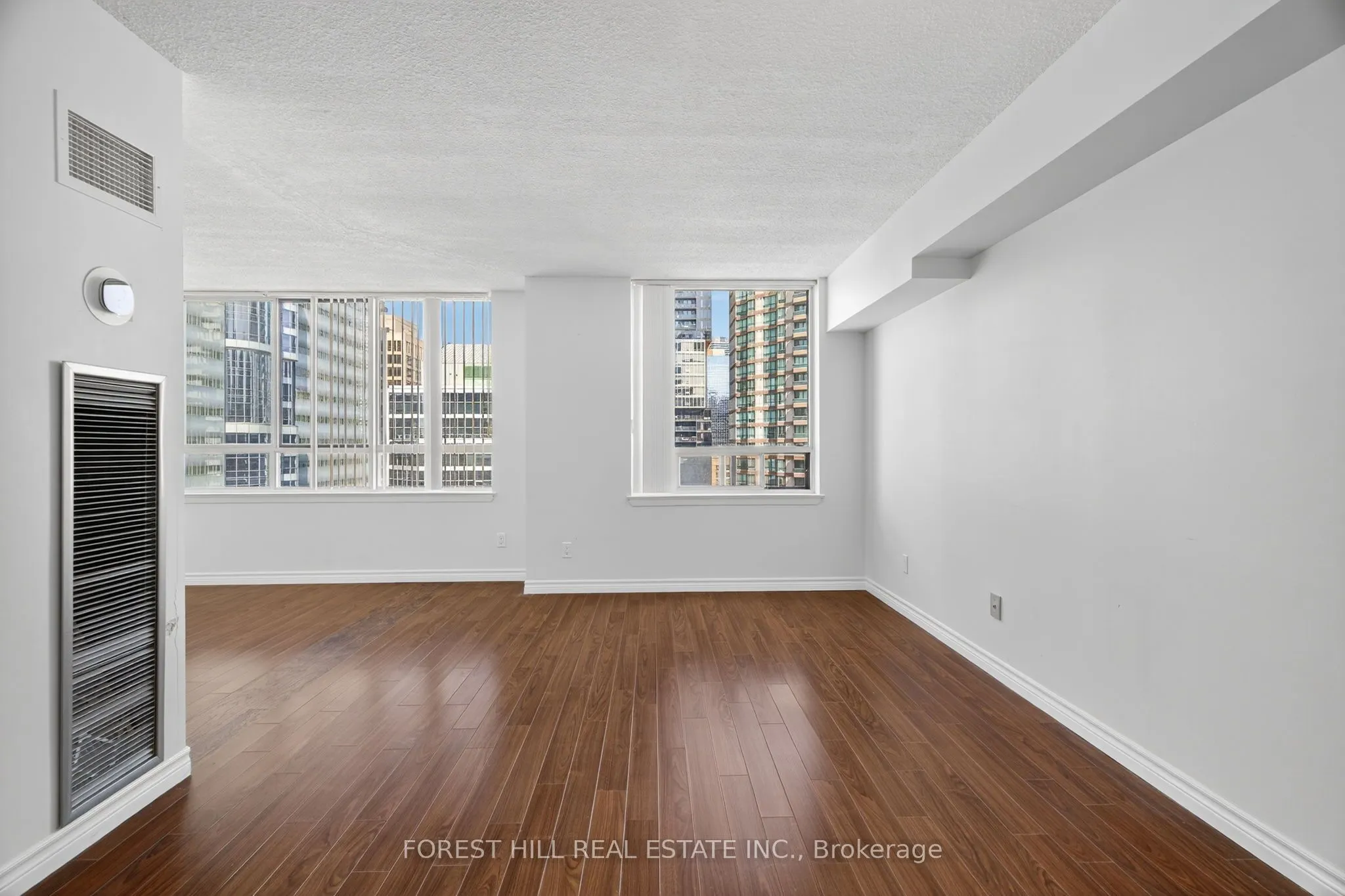 633 Bay Street, #2322